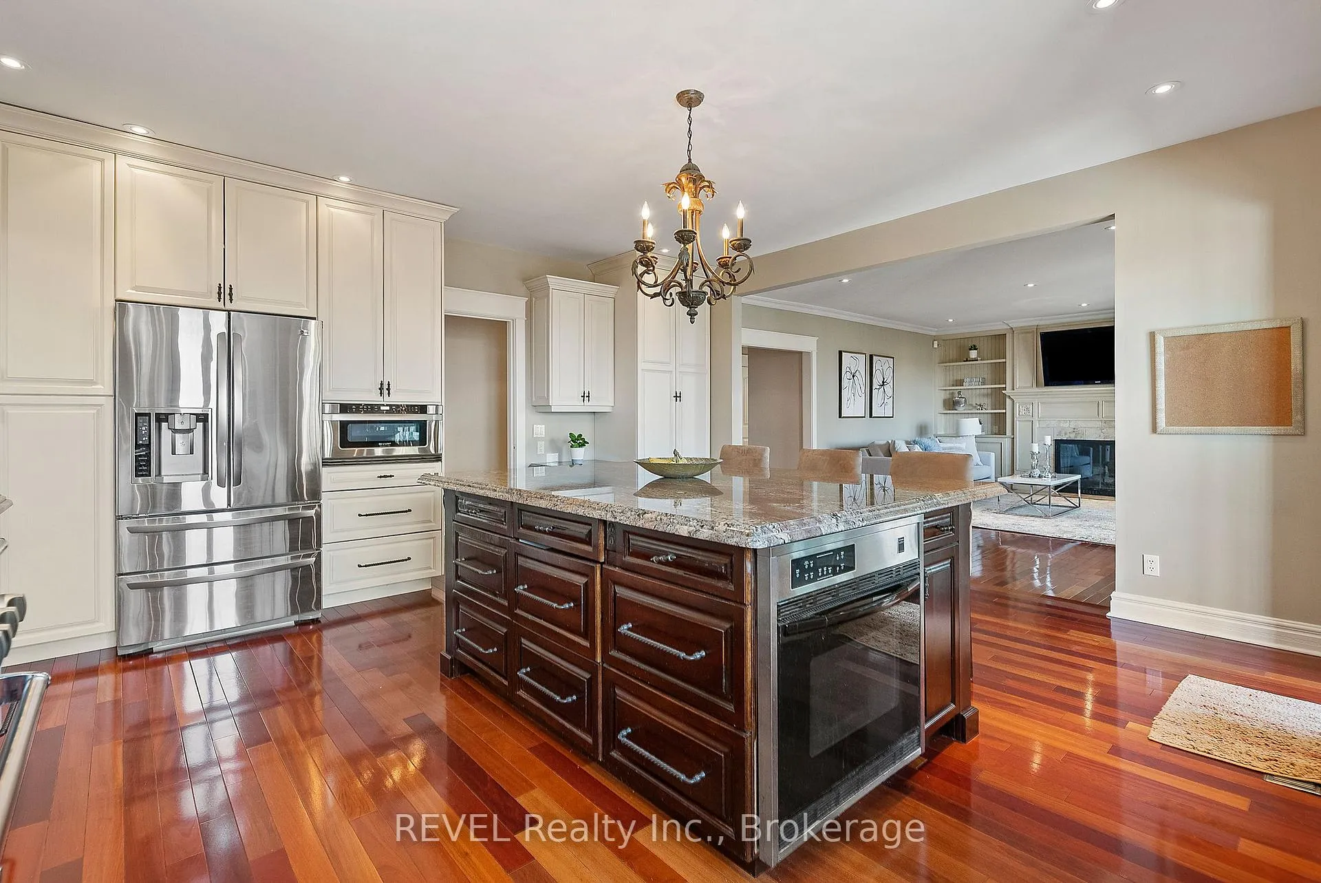 Photo 14 of 35 Clearview Heights, St. Catharines, Burleigh Hill — HOMEH