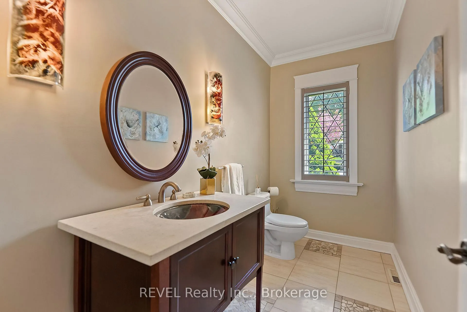 Photo 20 of 35 Clearview Heights, St. Catharines, Burleigh Hill — HOMEH