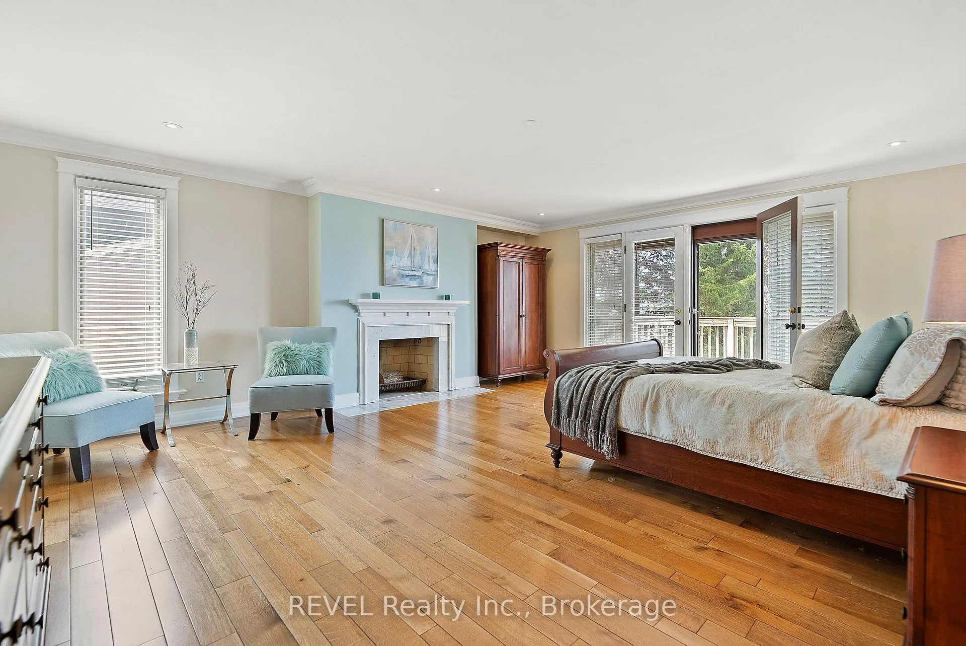 Photo 23 of 35 Clearview Heights, St. Catharines, Burleigh Hill — HOMEH