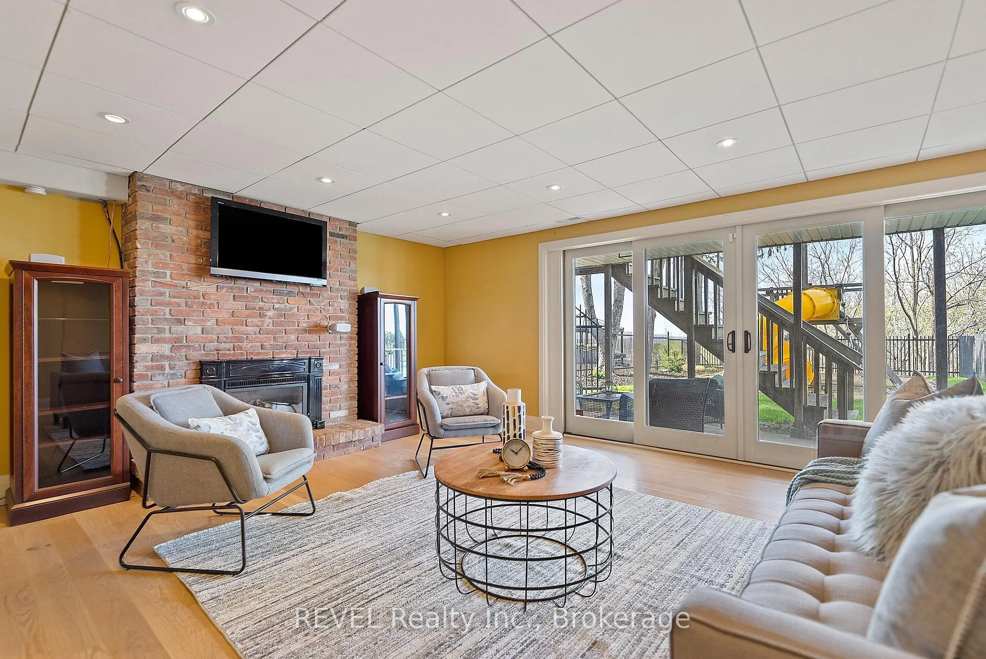Photo 33 of 35 Clearview Heights, St. Catharines, Burleigh Hill — HOMEH