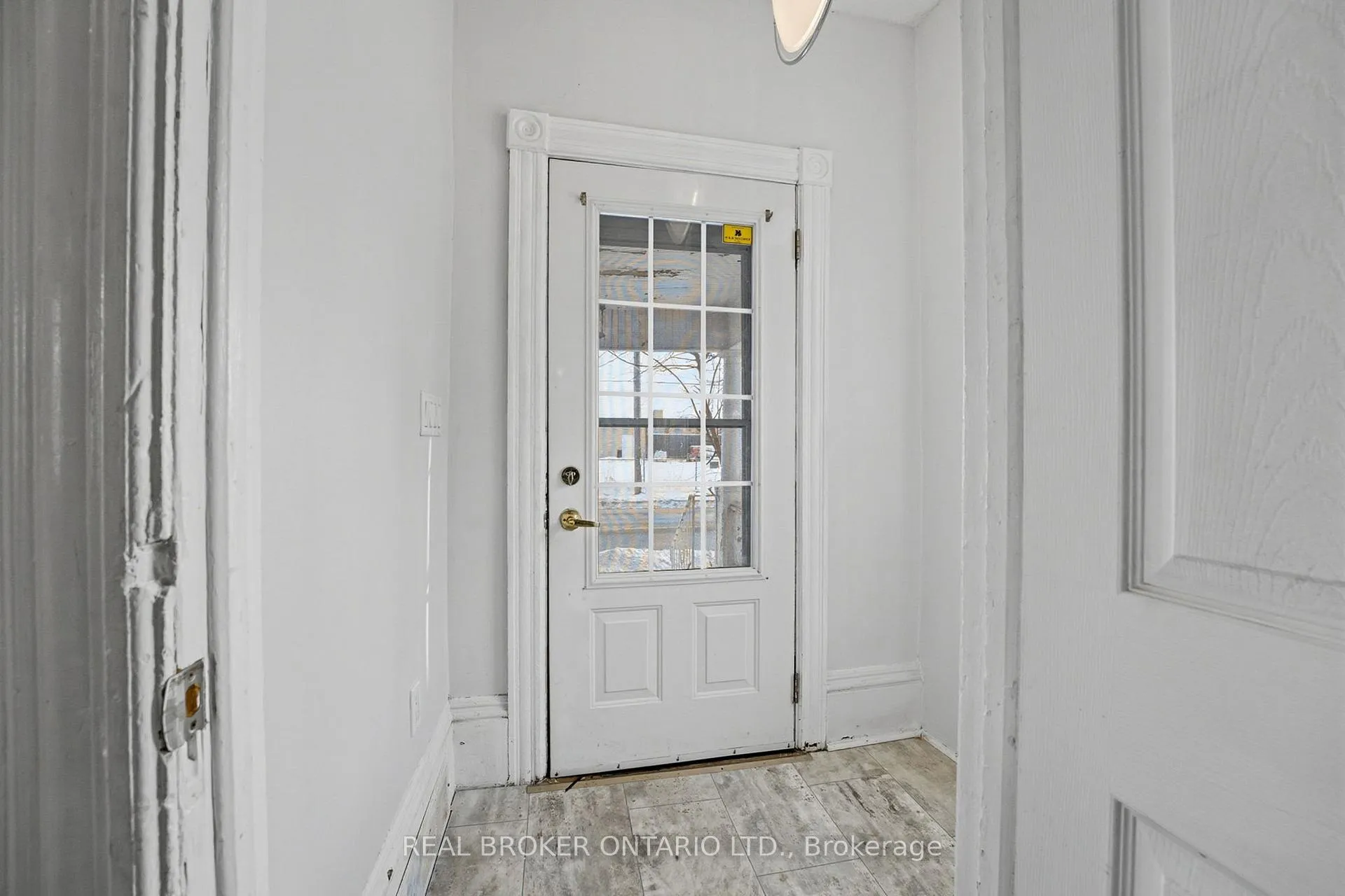 Photo 3 of 58 Queen Street N, Norfolk, Simcoe — HOMEH