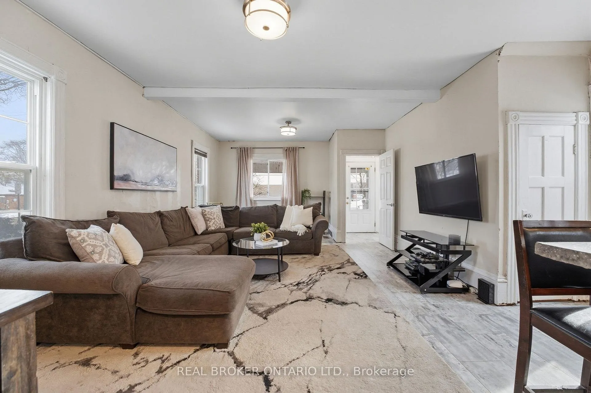 Photo 6 of 58 Queen Street N, Norfolk, Simcoe — HOMEH