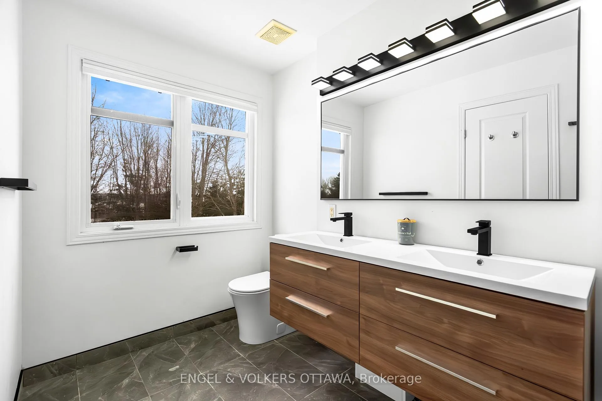 Photo 31 of 318 Parkin Circle, Ottawa, Blossom Park/Kemp Park/Findlay Creek — HOMEH