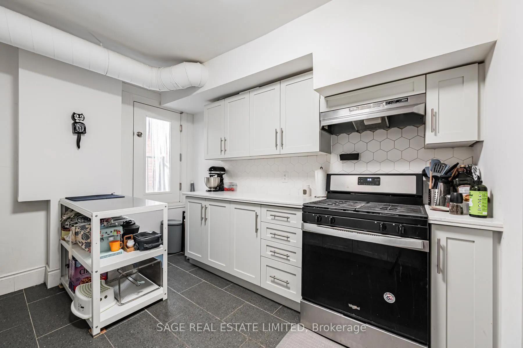 Photo 13 of Unit 2nd, 459 Aberdeen Avenue, Hamilton, Kirkendall — HOMEH