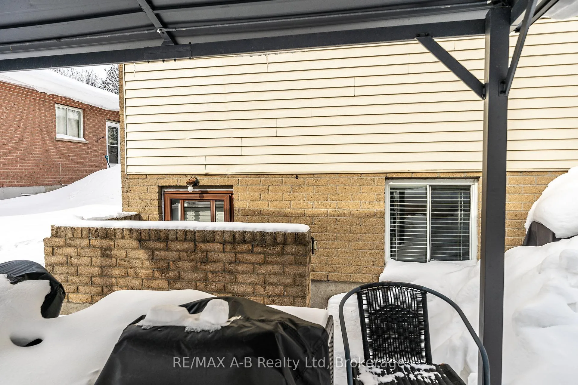 Photo 36 of 35 Maxwell Street, St. Marys — HOMEH