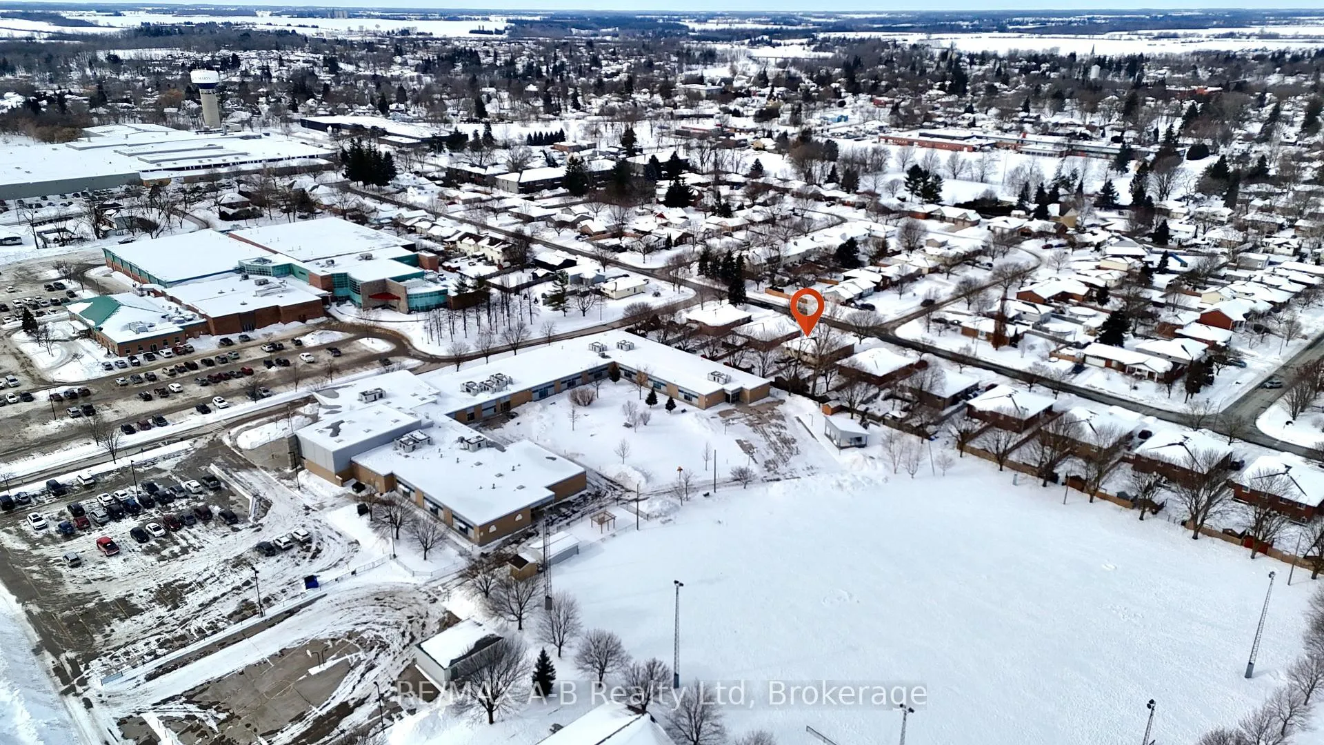 Photo 40 of 35 Maxwell Street, St. Marys — HOMEH