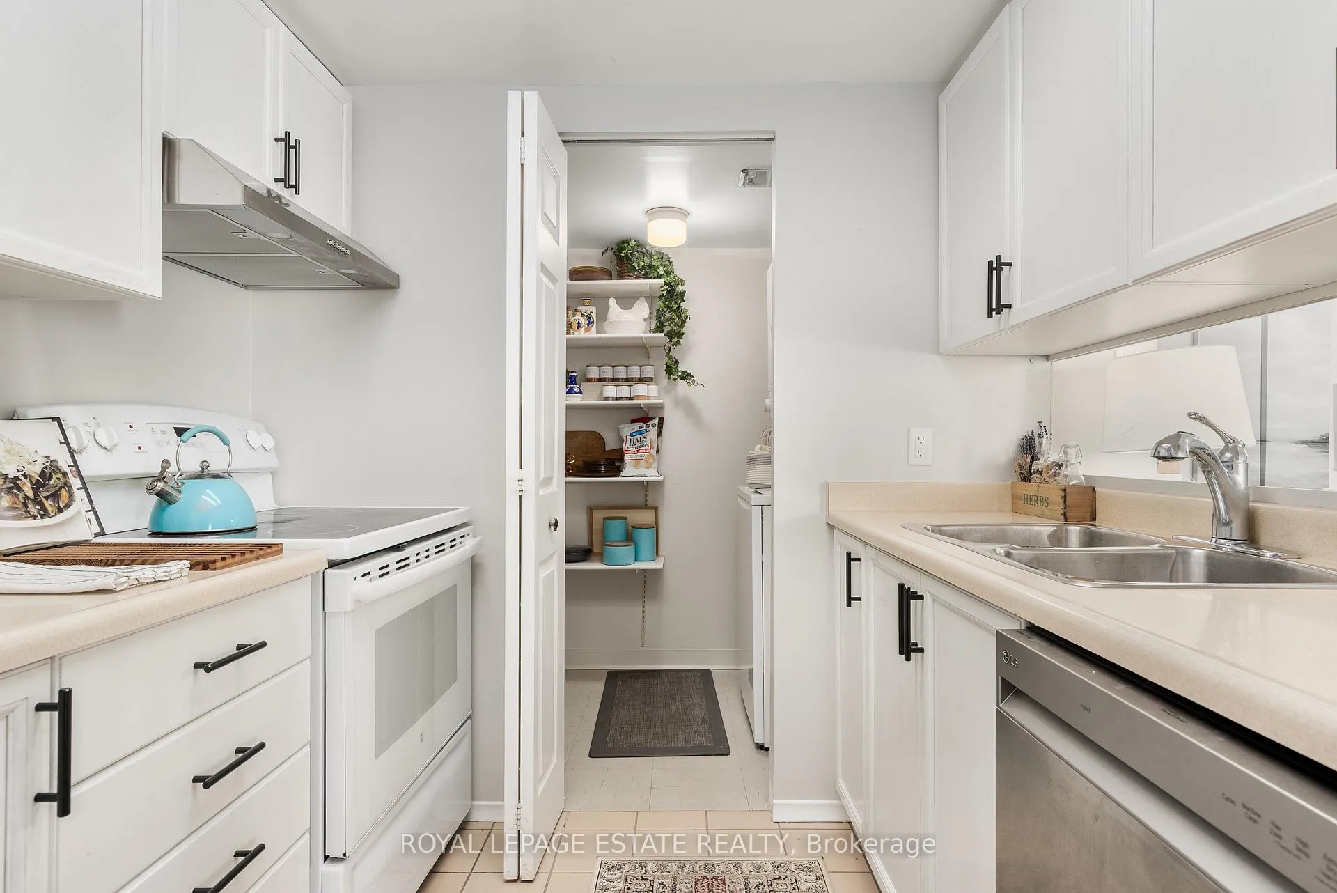 Photo 18 of Unit 103, 2 Raymerville Drive, Markham, Raymerville — HOMEH