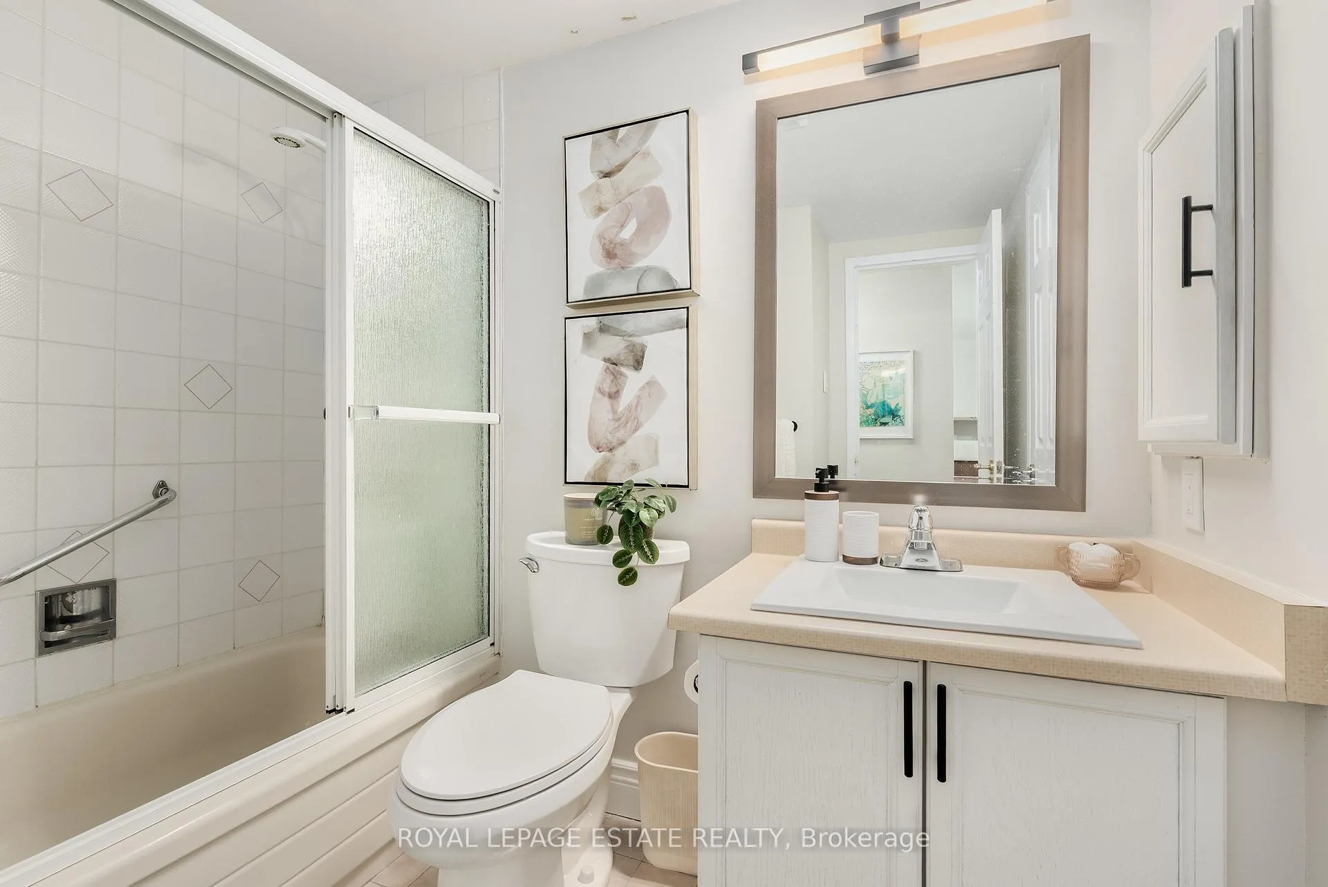 Photo 25 of Unit 103, 2 Raymerville Drive, Markham, Raymerville — HOMEH