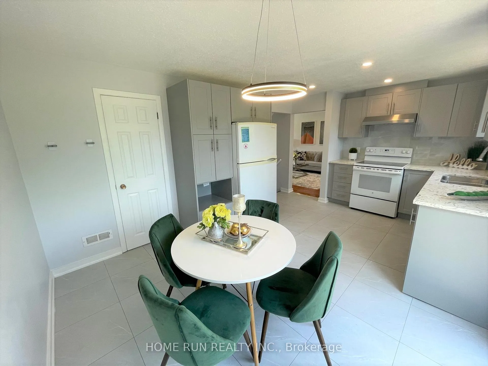 Photo 19 of 42 Walgate Avenue, Ottawa, Borden Farm/Stewart Farm/Carleton Heights/Parkwood Hills — HOMEH