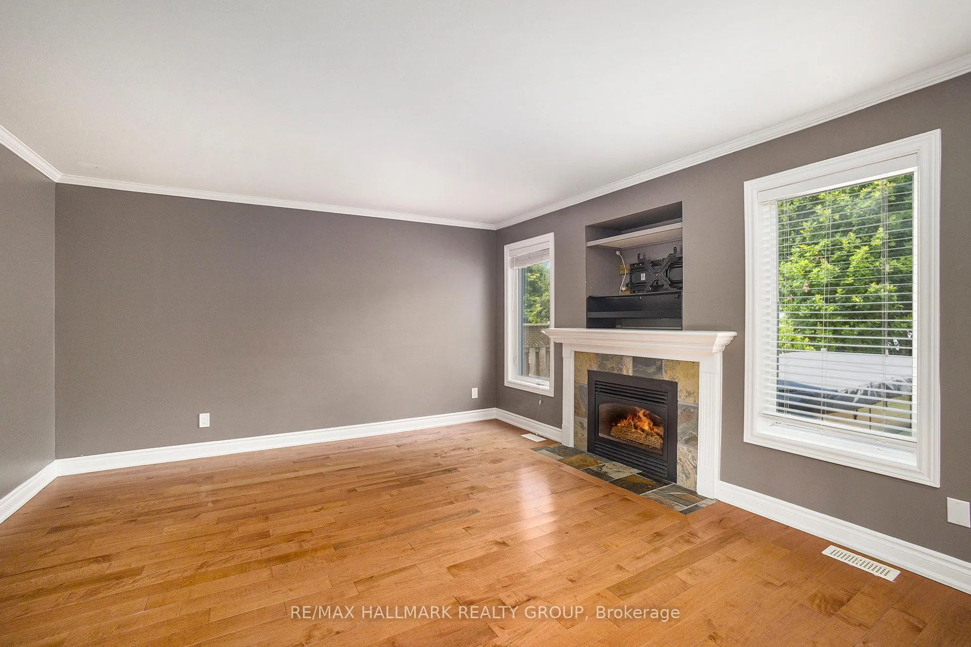 Photo 12 of 314 Stoneway Drive, Ottawa, Barrhaven East — HOMEH