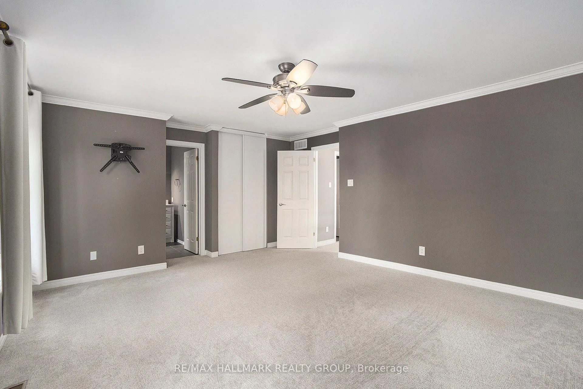 Photo 18 of 314 Stoneway Drive, Ottawa, Barrhaven East — HOMEH