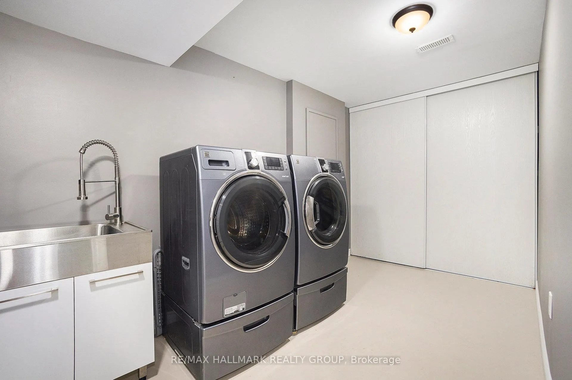 Photo 30 of 314 Stoneway Drive, Ottawa, Barrhaven East — HOMEH