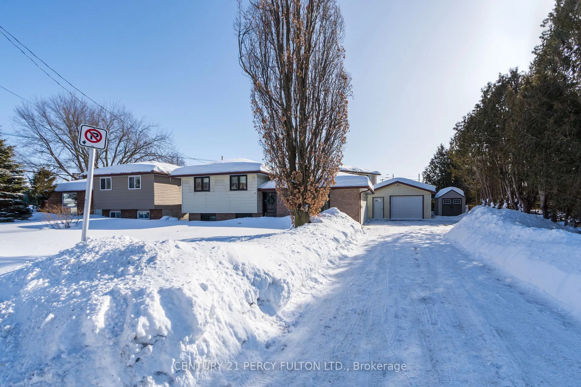 Photo 26 of 1 Peter Street, Quinte West, Trenton Ward — HOMEH