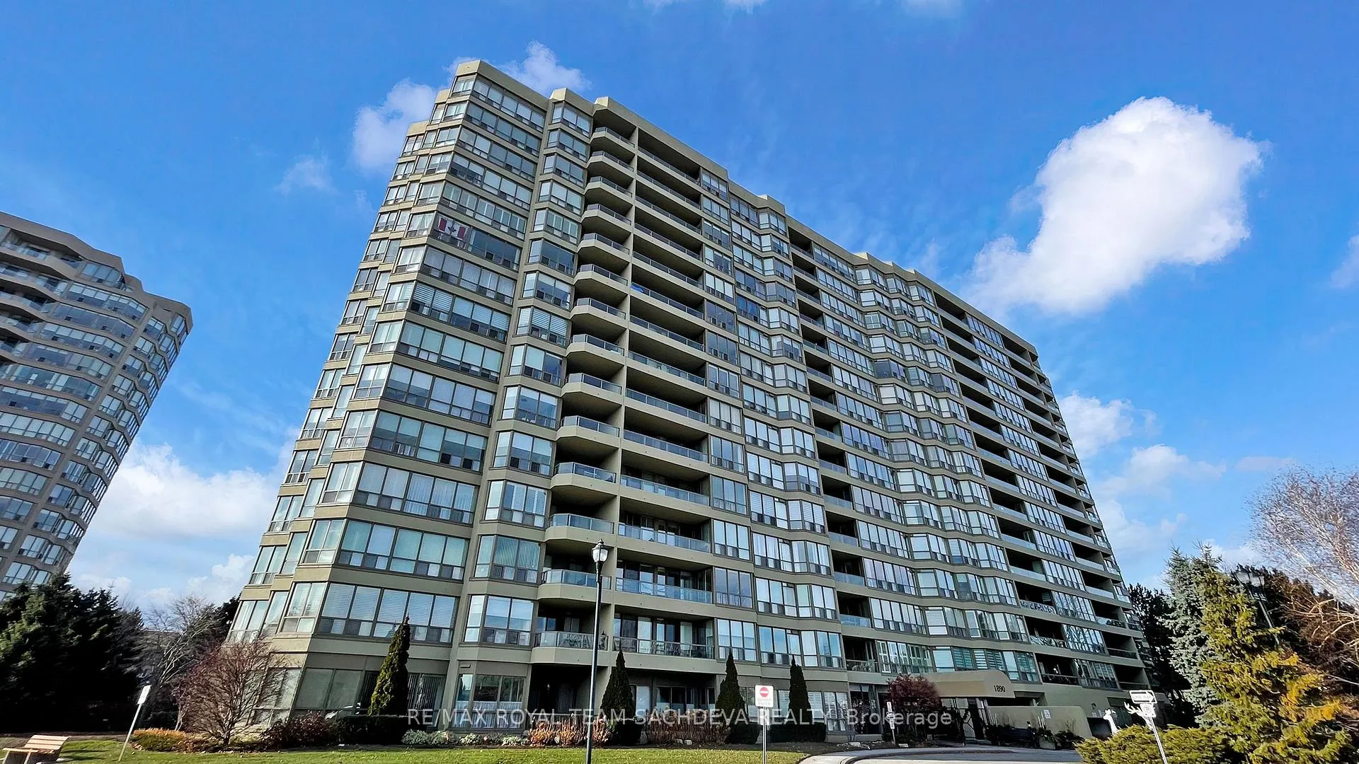 Photo 1 of Unit 211, 1890 Valley Farm Road, Pickering, Town Centre — HOMEH