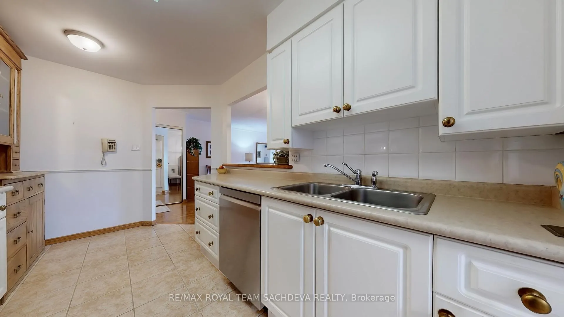 Photo 8 of Unit 211, 1890 Valley Farm Road, Pickering, Town Centre — HOMEH