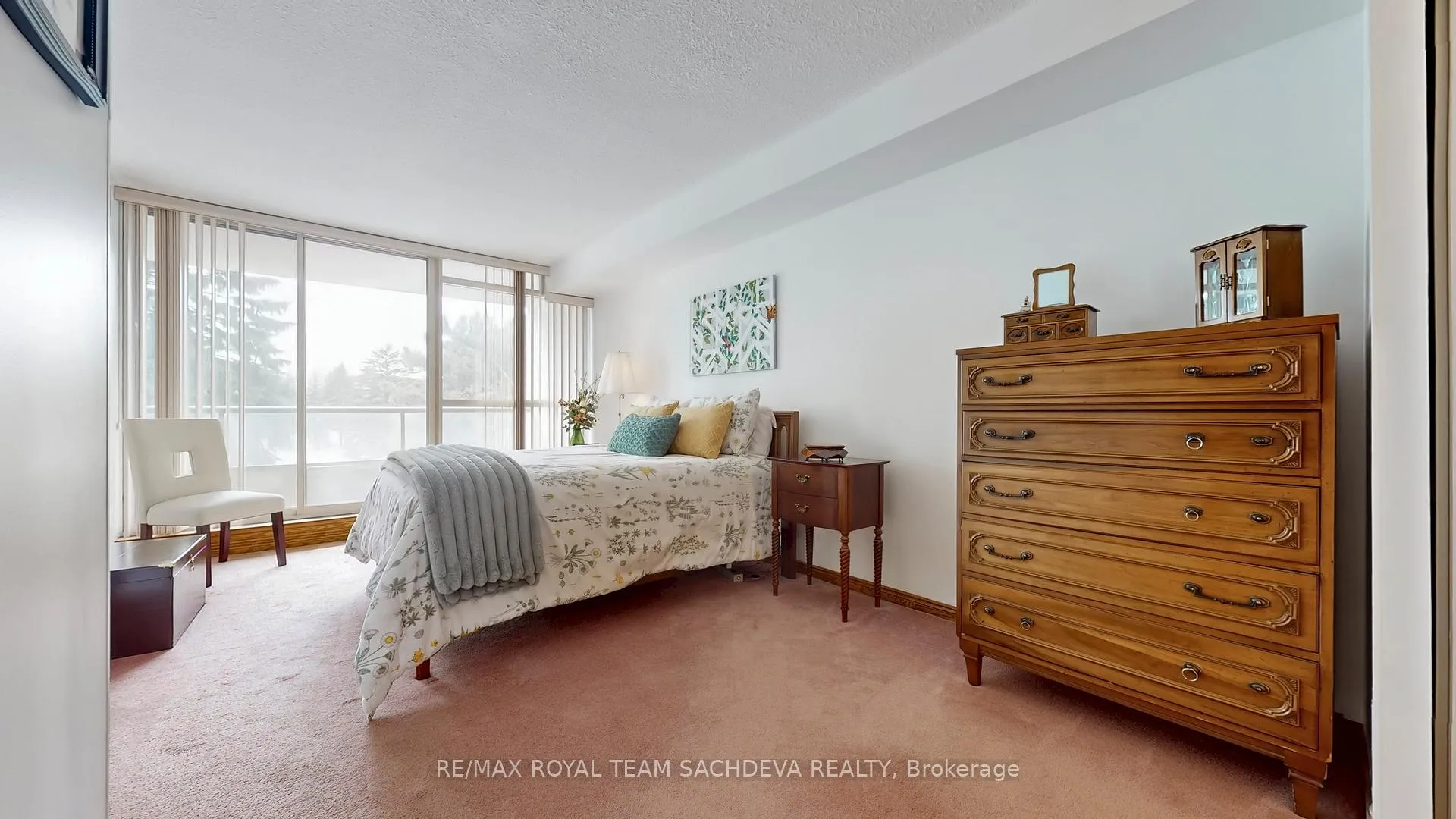 Photo 13 of Unit 211, 1890 Valley Farm Road, Pickering, Town Centre — HOMEH