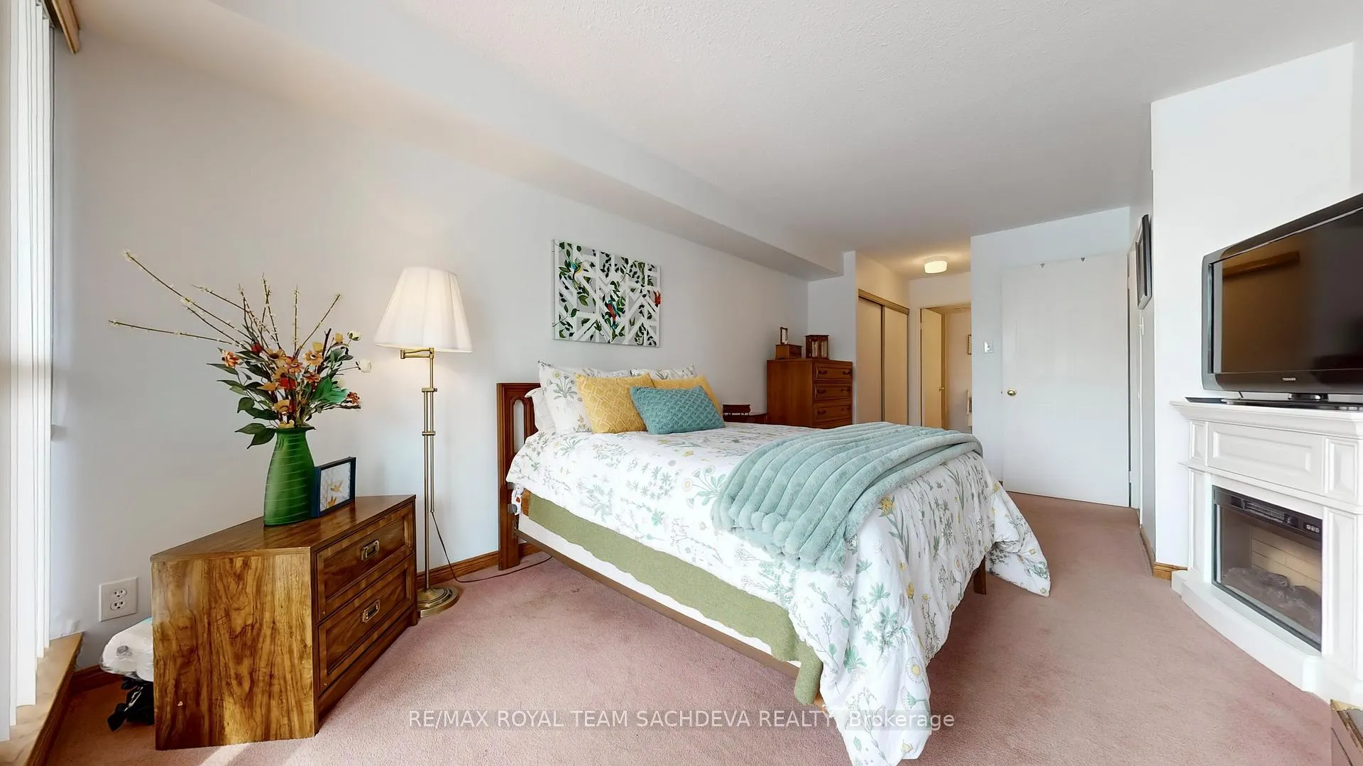 Photo 15 of Unit 211, 1890 Valley Farm Road, Pickering, Town Centre — HOMEH