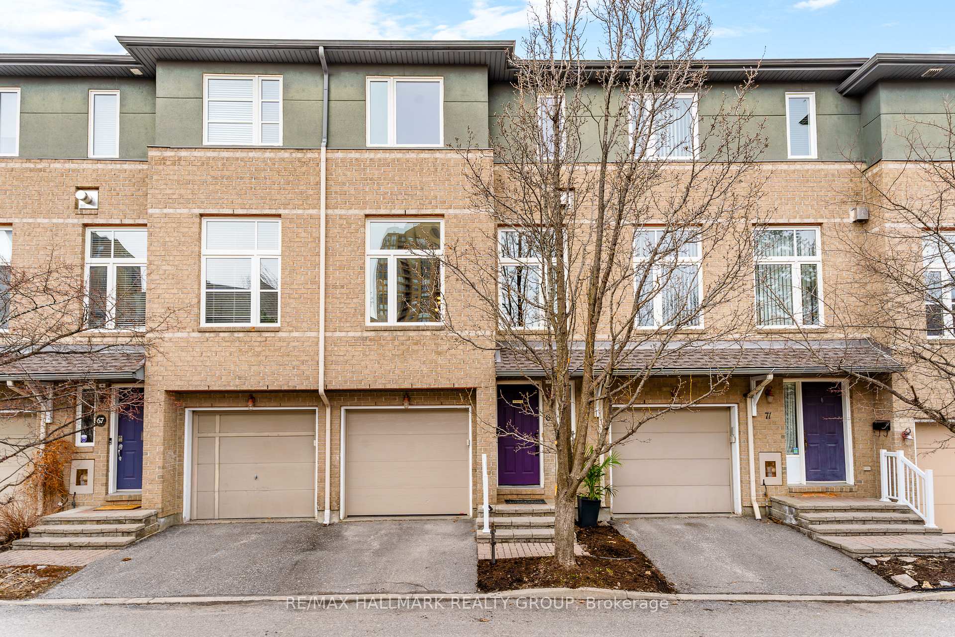 Photo 1 of 69 Highwood Private, Ottawa, Viscount Alexander Park — HOMEH
