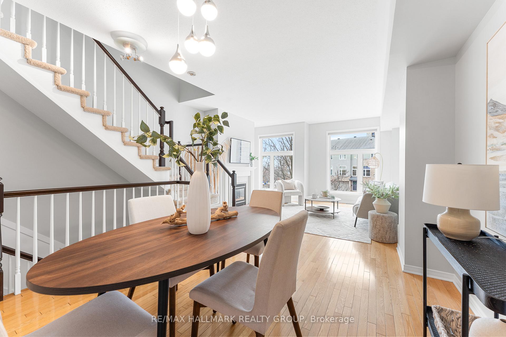 Photo 11 of 69 Highwood Private, Ottawa, Viscount Alexander Park — HOMEH
