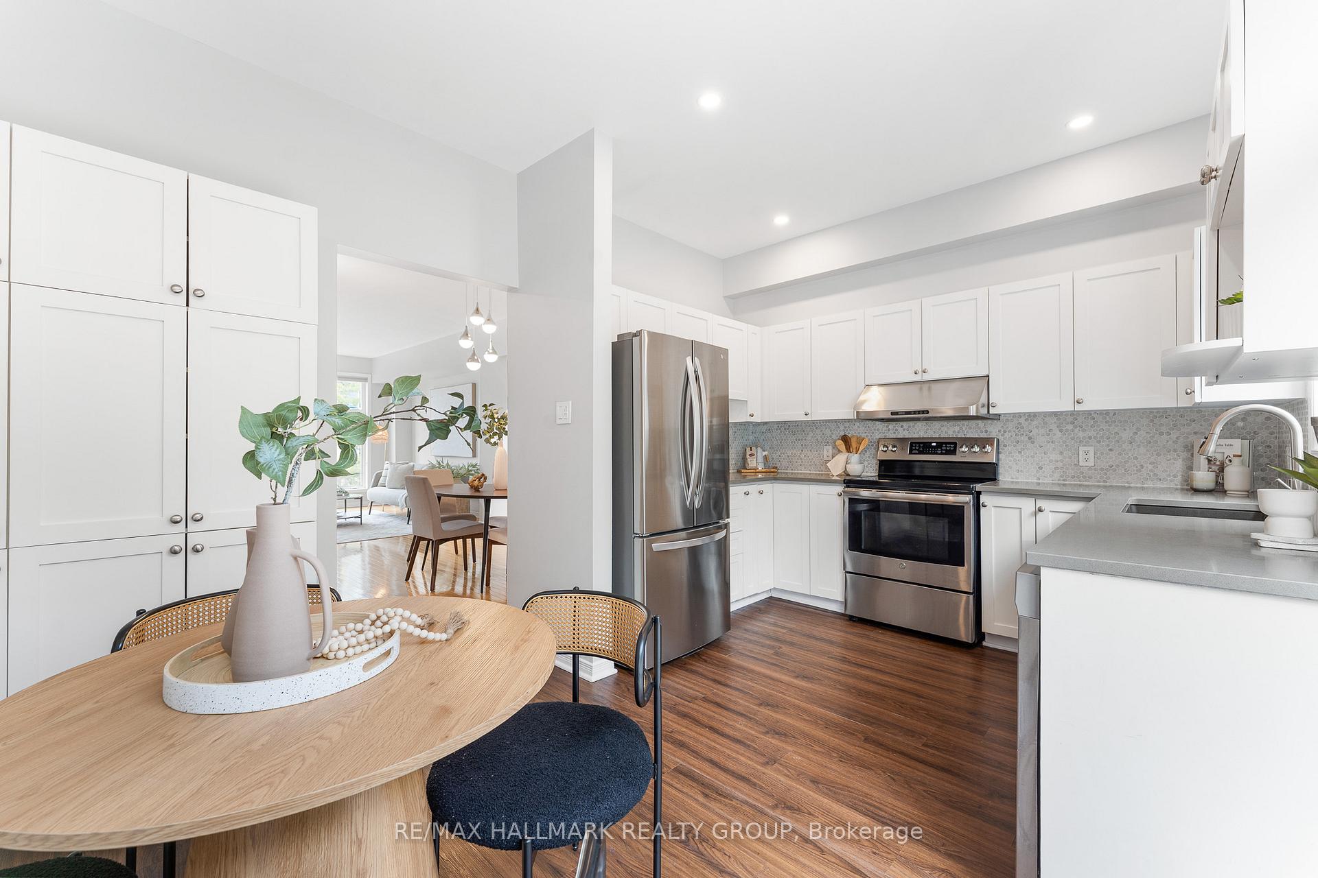 Photo 27 of 69 Highwood Private, Ottawa, Viscount Alexander Park — HOMEH