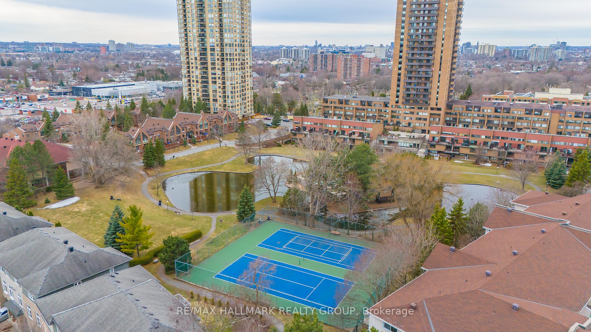 Photo 50 of 69 Highwood Private, Ottawa, Viscount Alexander Park — HOMEH