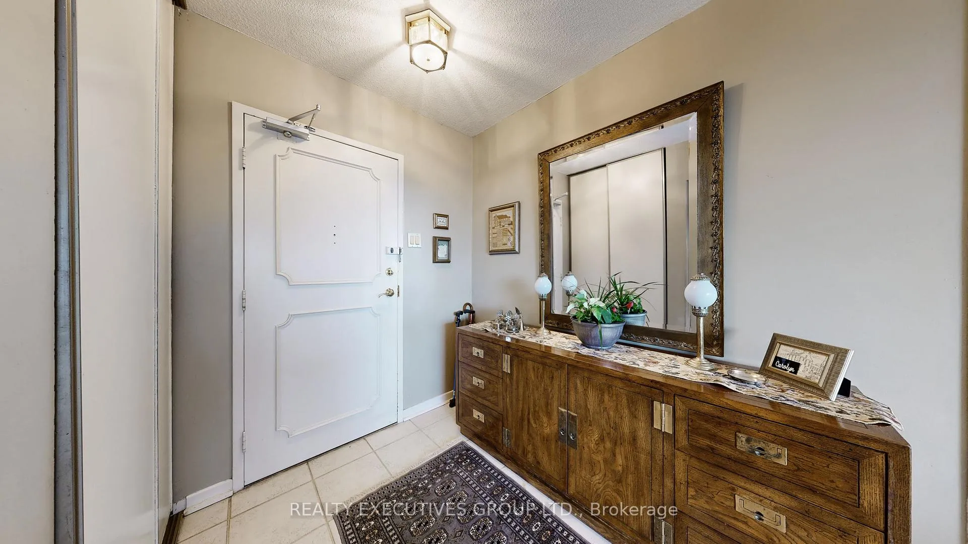 Photo 4 of Unit 905, 8111 Yonge Street, Markham, Royal Orchard — HOMEH
