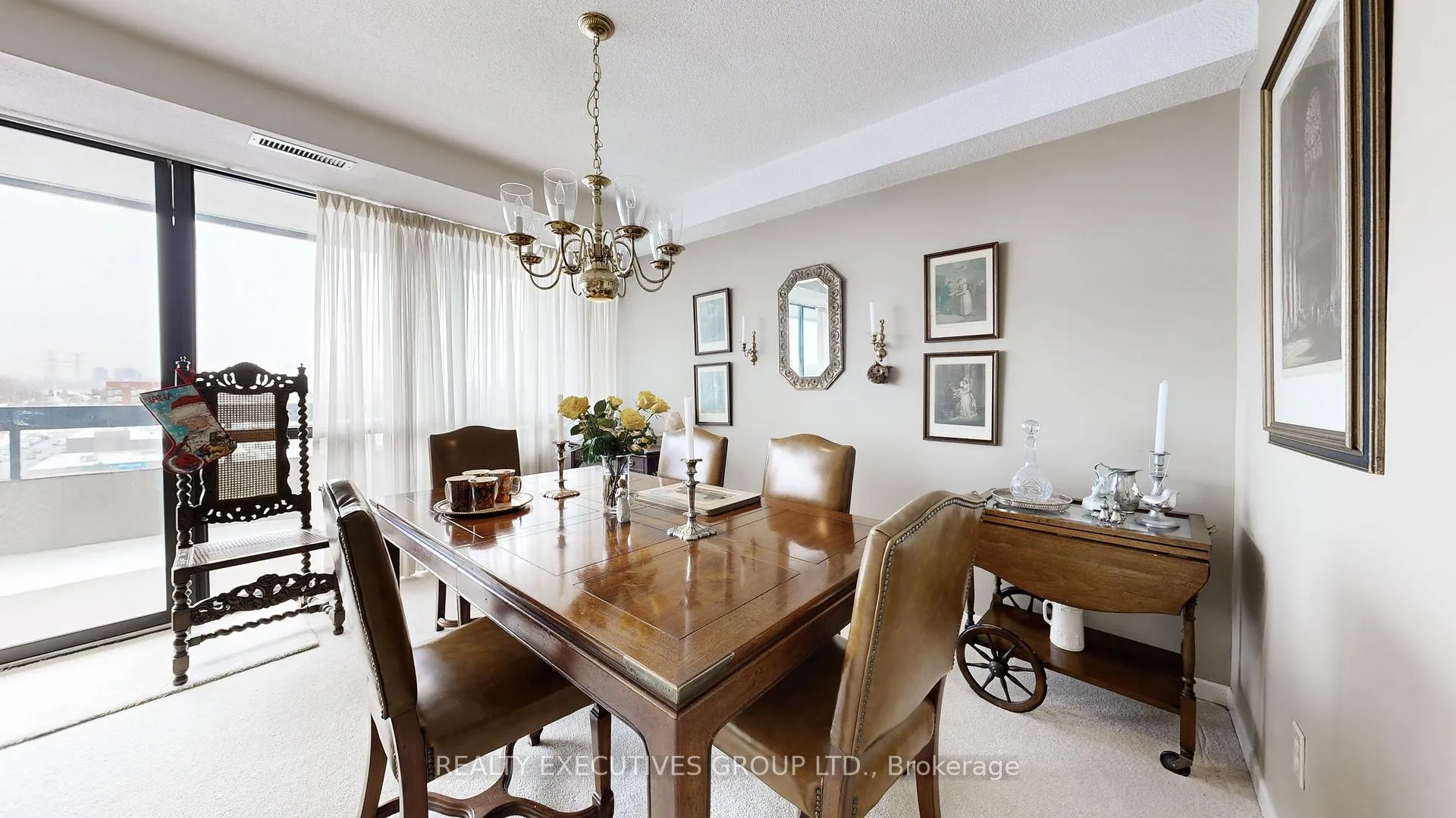 Photo 8 of Unit 905, 8111 Yonge Street, Markham, Royal Orchard — HOMEH