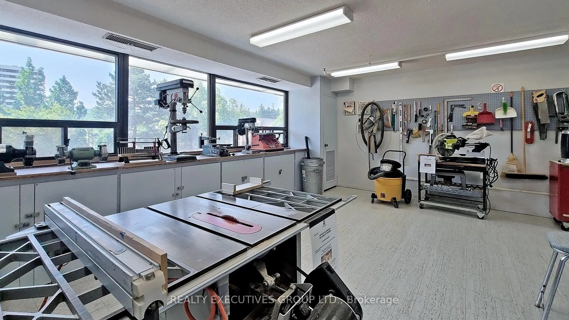 Photo 25 of Unit 905, 8111 Yonge Street, Markham, Royal Orchard — HOMEH