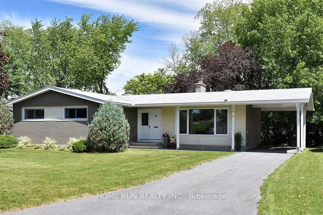 Photo 1 of 14 Greenwich Avenue, Ottawa, City View/Skyline/Fisher Heights/Parkwood Hills — HOMEH