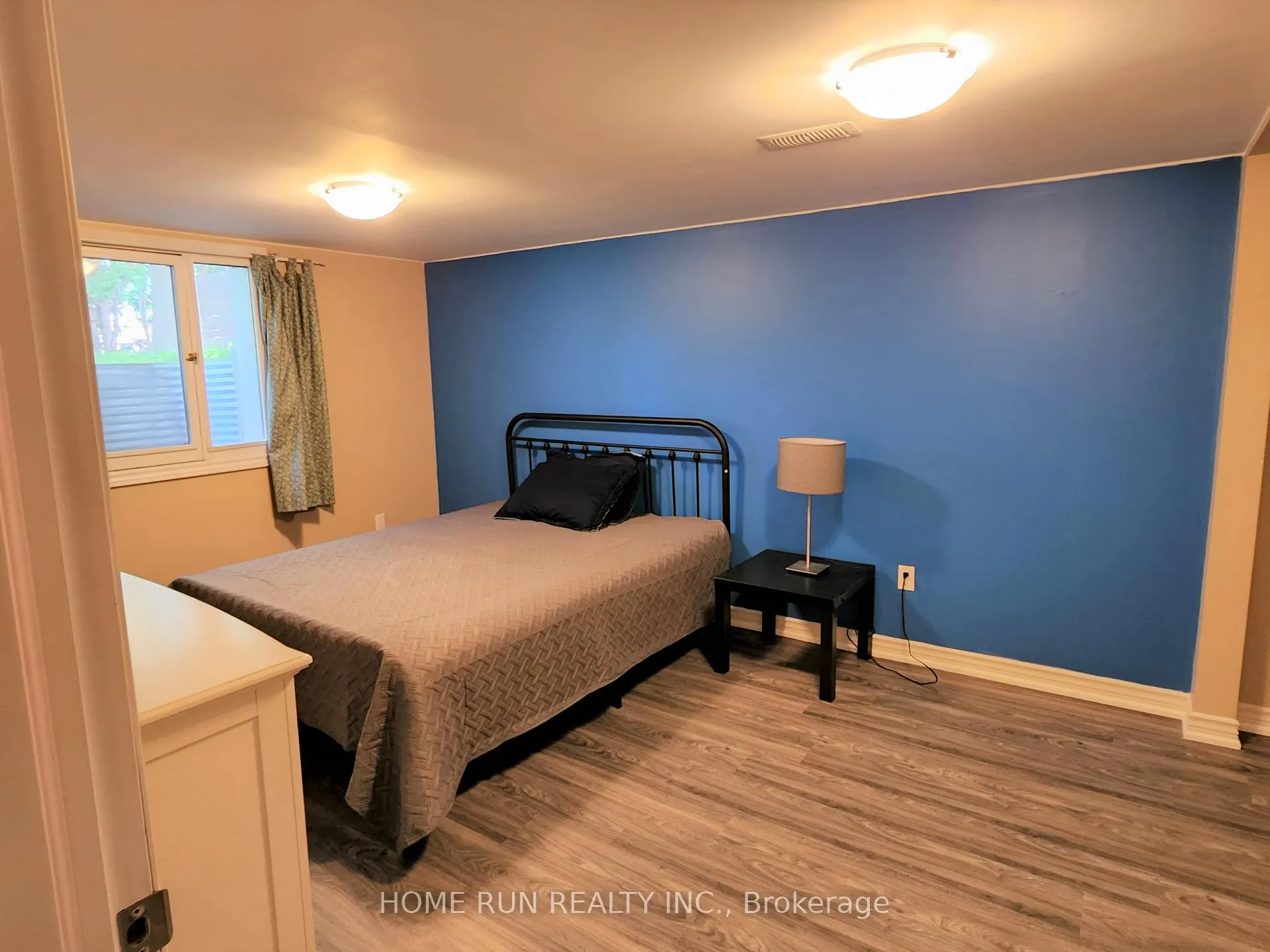 Photo 14 of 14 Greenwich Avenue, Ottawa, City View/Skyline/Fisher Heights/Parkwood Hills — HOMEH