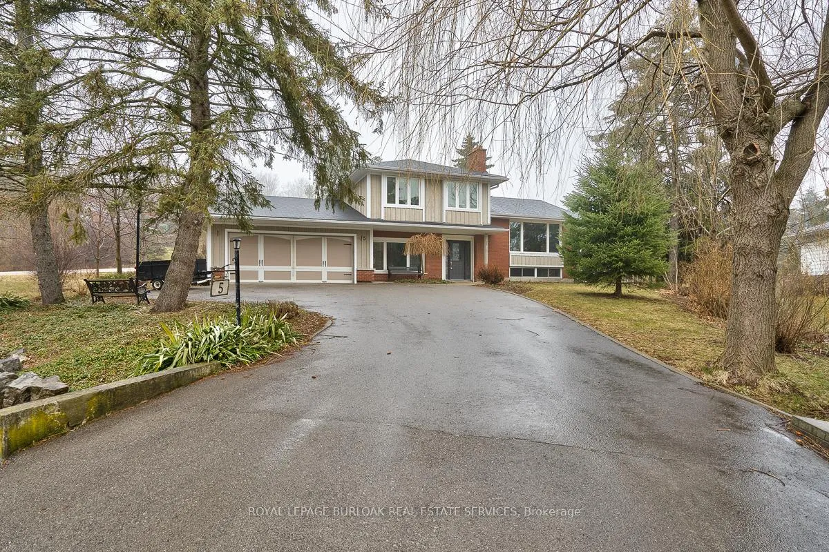 Photo 2 of 5 Bayview Avenue, Hamilton, Dundas — HOMEH