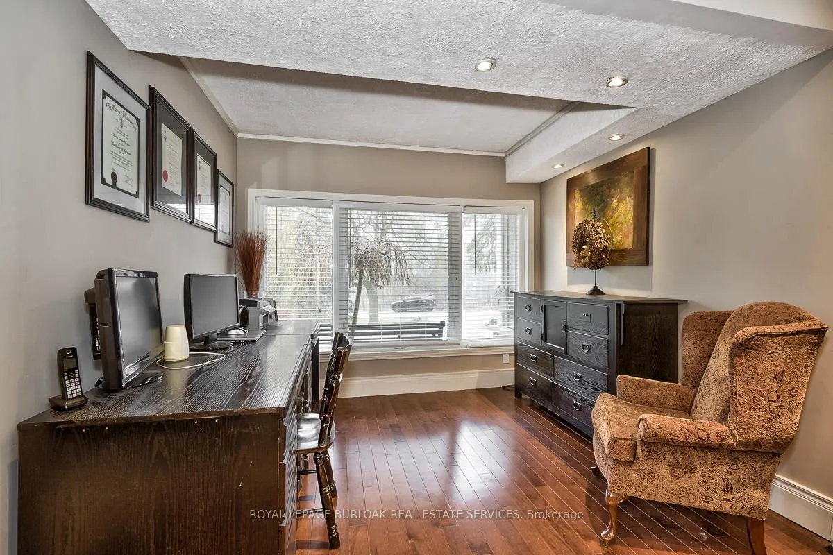 Photo 5 of 5 Bayview Avenue, Hamilton, Dundas — HOMEH