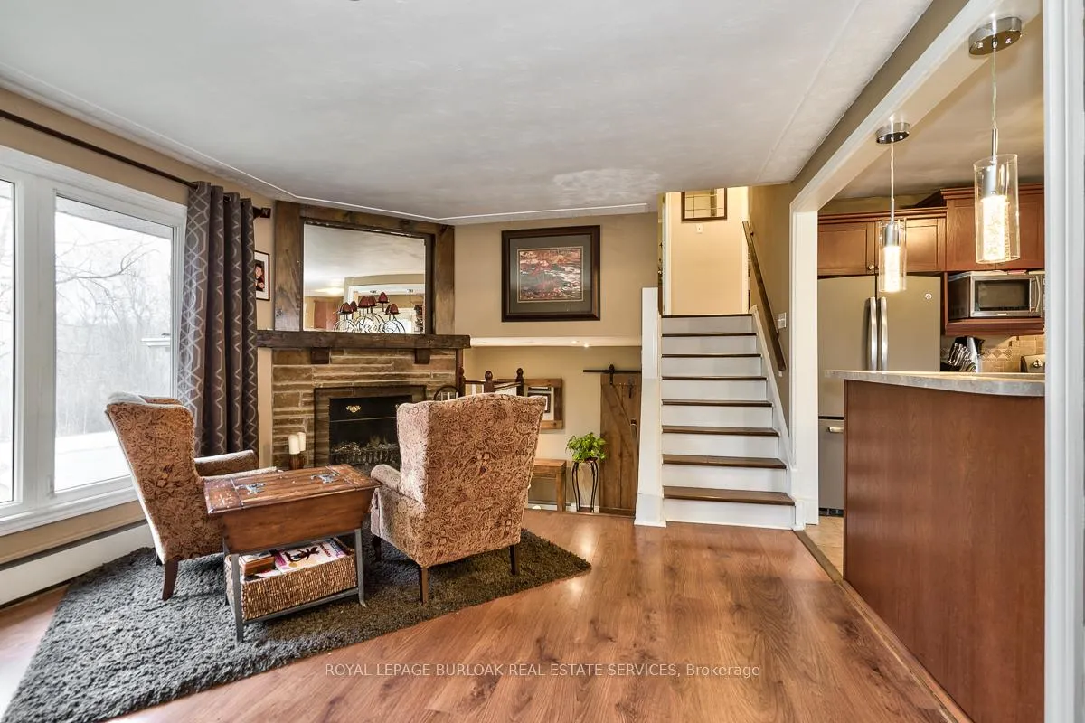 Photo 8 of 5 Bayview Avenue, Hamilton, Dundas — HOMEH