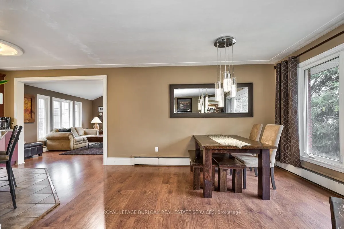 Photo 10 of 5 Bayview Avenue, Hamilton, Dundas — HOMEH