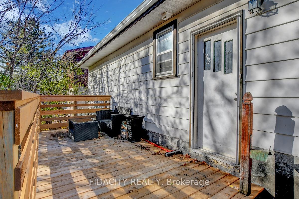 Photo 18 of 66 Withrow Avenue, Ottawa, Meadowlands/St. Claire Gardens — HOMEH