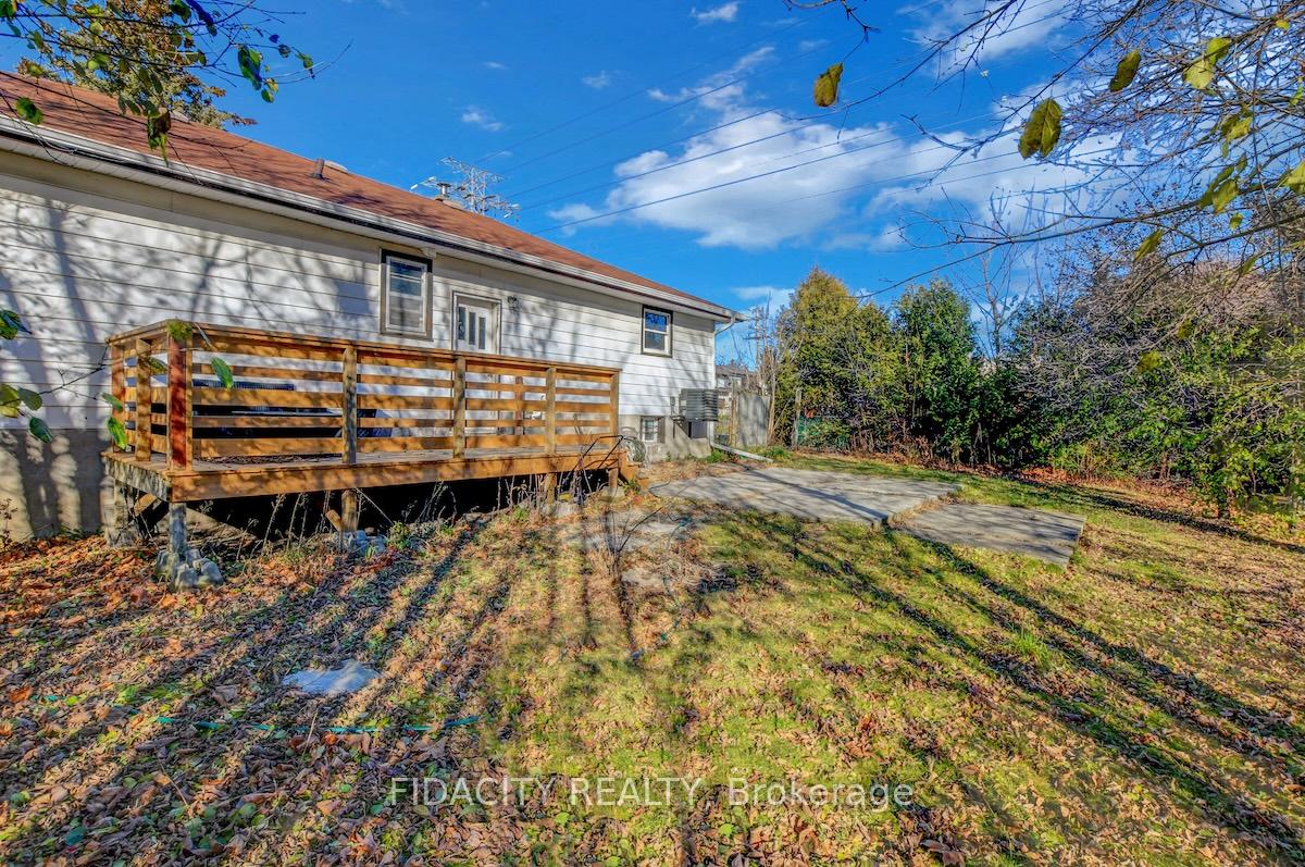 Photo 20 of 66 Withrow Avenue, Ottawa, Meadowlands/St. Claire Gardens — HOMEH
