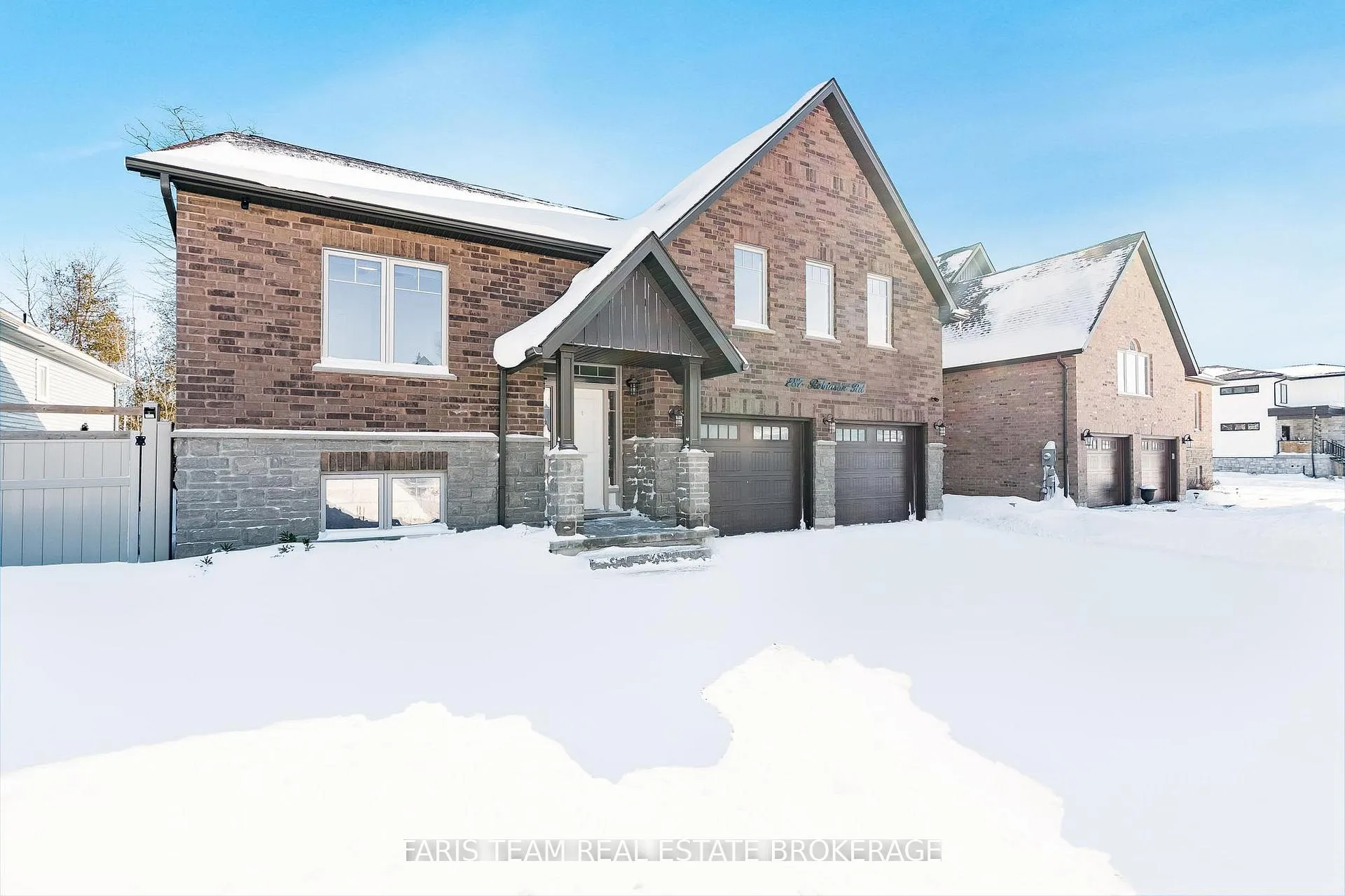 Photo 4 of 287 Robinson Road, Wasaga Beach — HOMEH