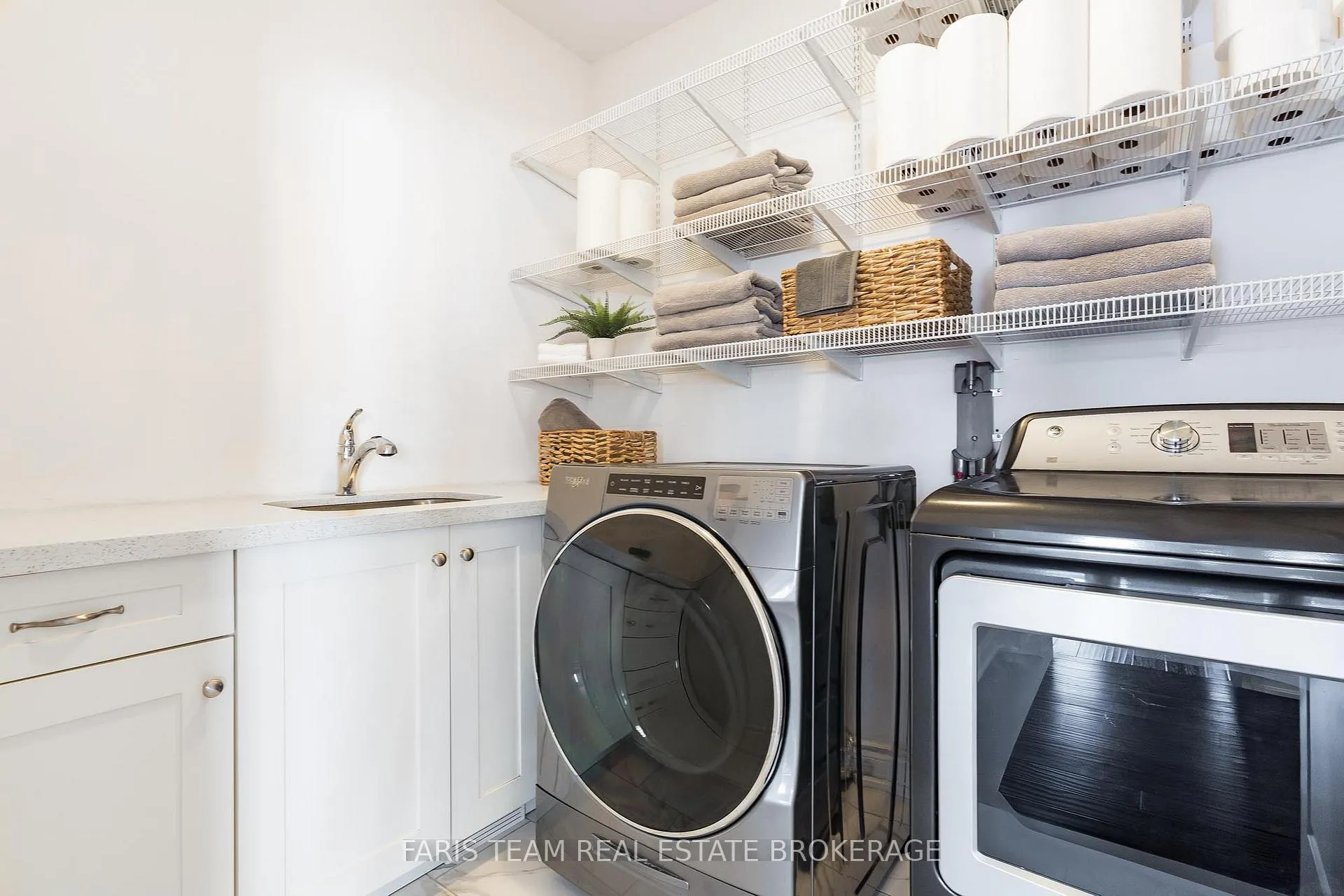 Photo 26 of 287 Robinson Road, Wasaga Beach — HOMEH