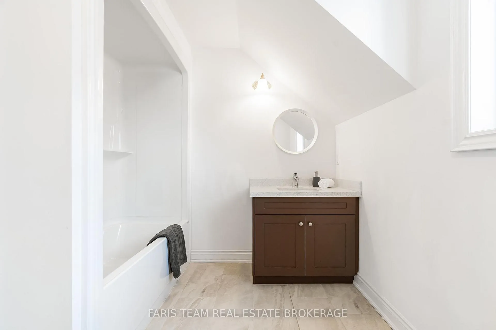 Photo 29 of 287 Robinson Road, Wasaga Beach — HOMEH