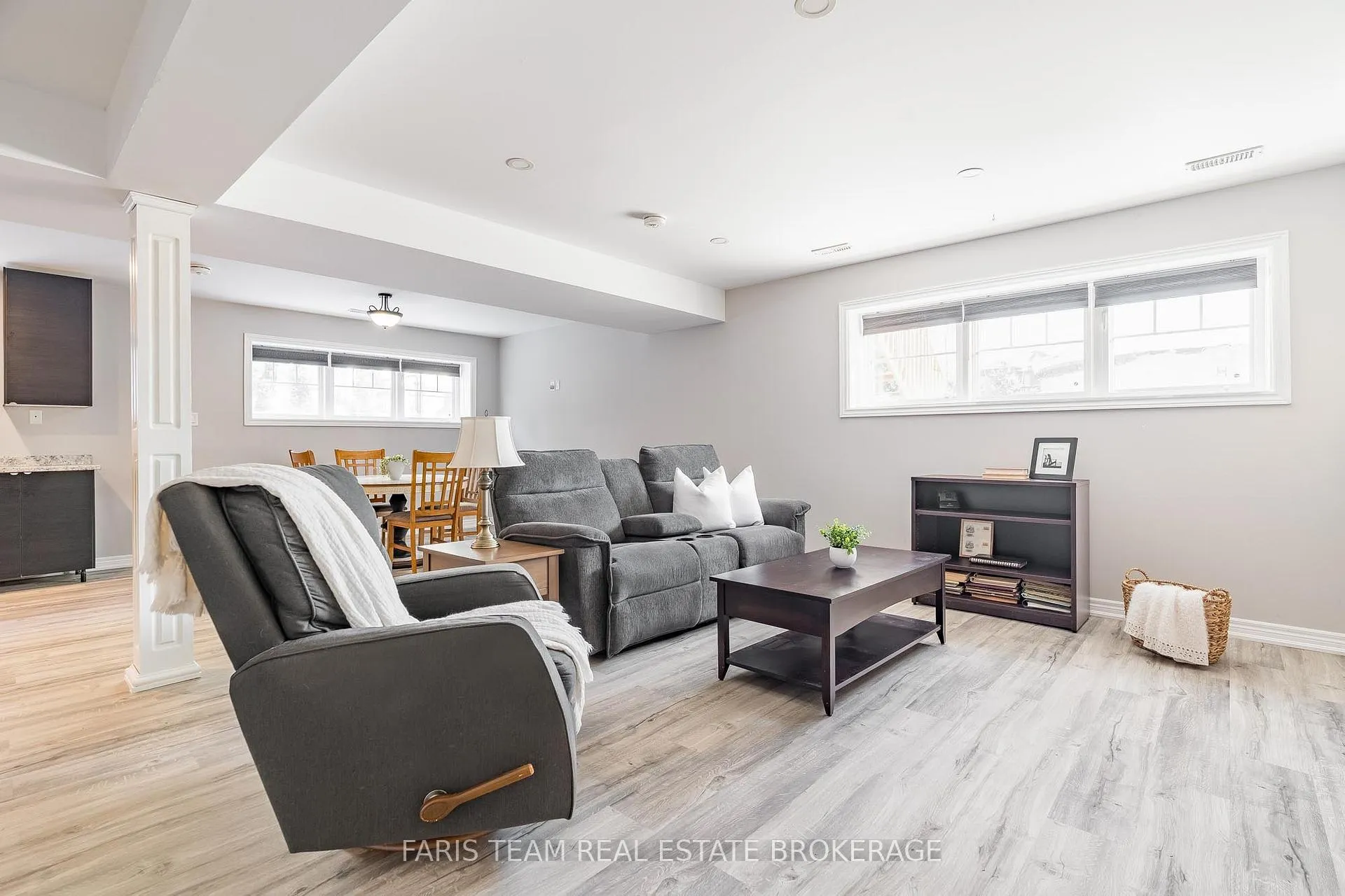 Photo 33 of 287 Robinson Road, Wasaga Beach — HOMEH