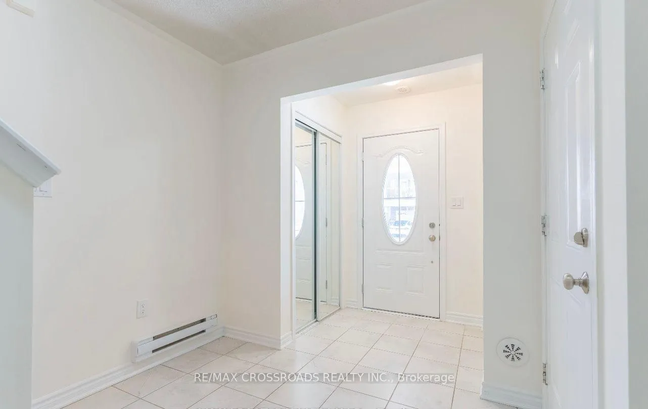 Photo 2 of 1060 Clipper Lane, Pickering, Rural Pickering — HOMEH