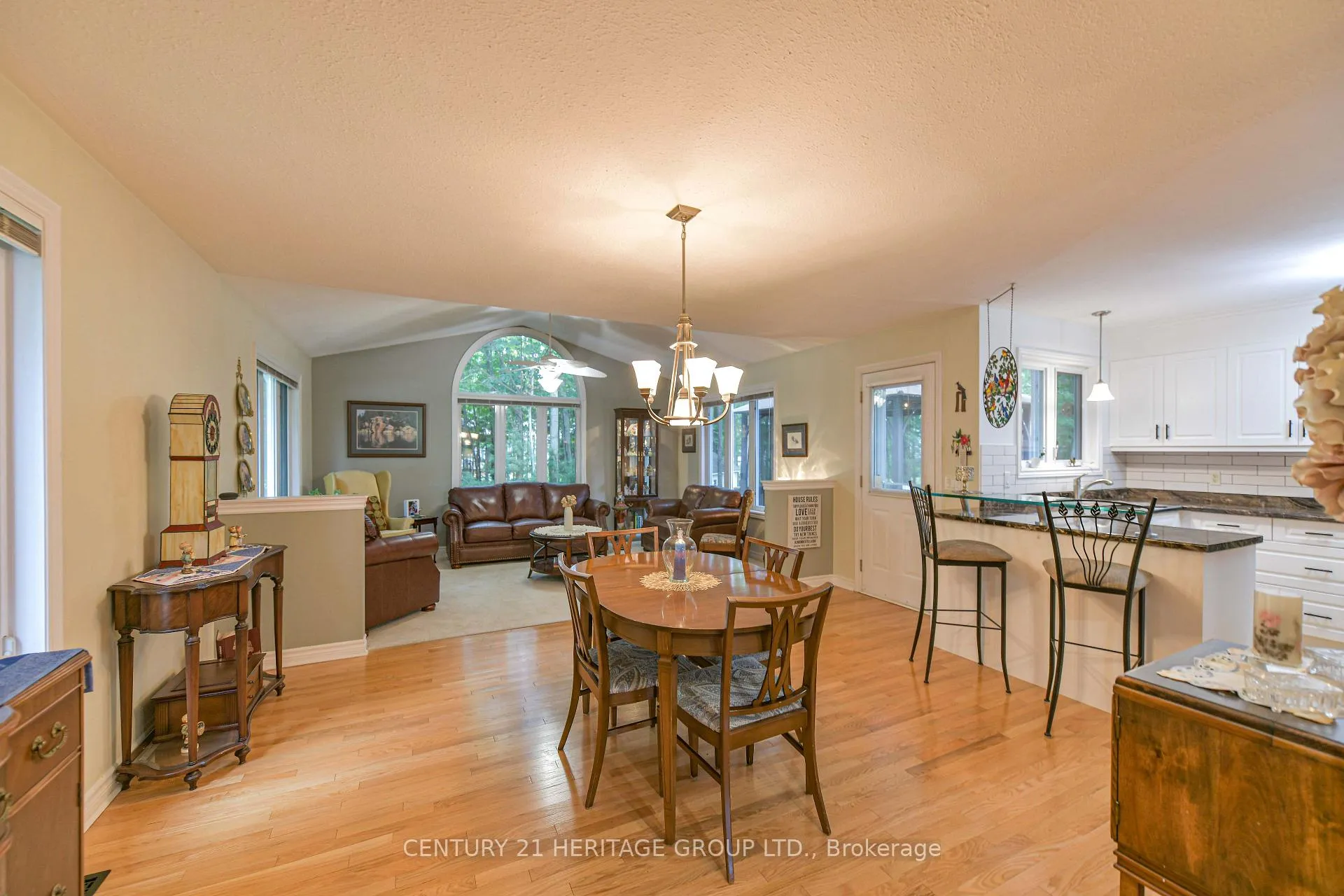 Photo 27 of 130 Hedgewood Lane, Gravenhurst, Muskoka (S) — HOMEH