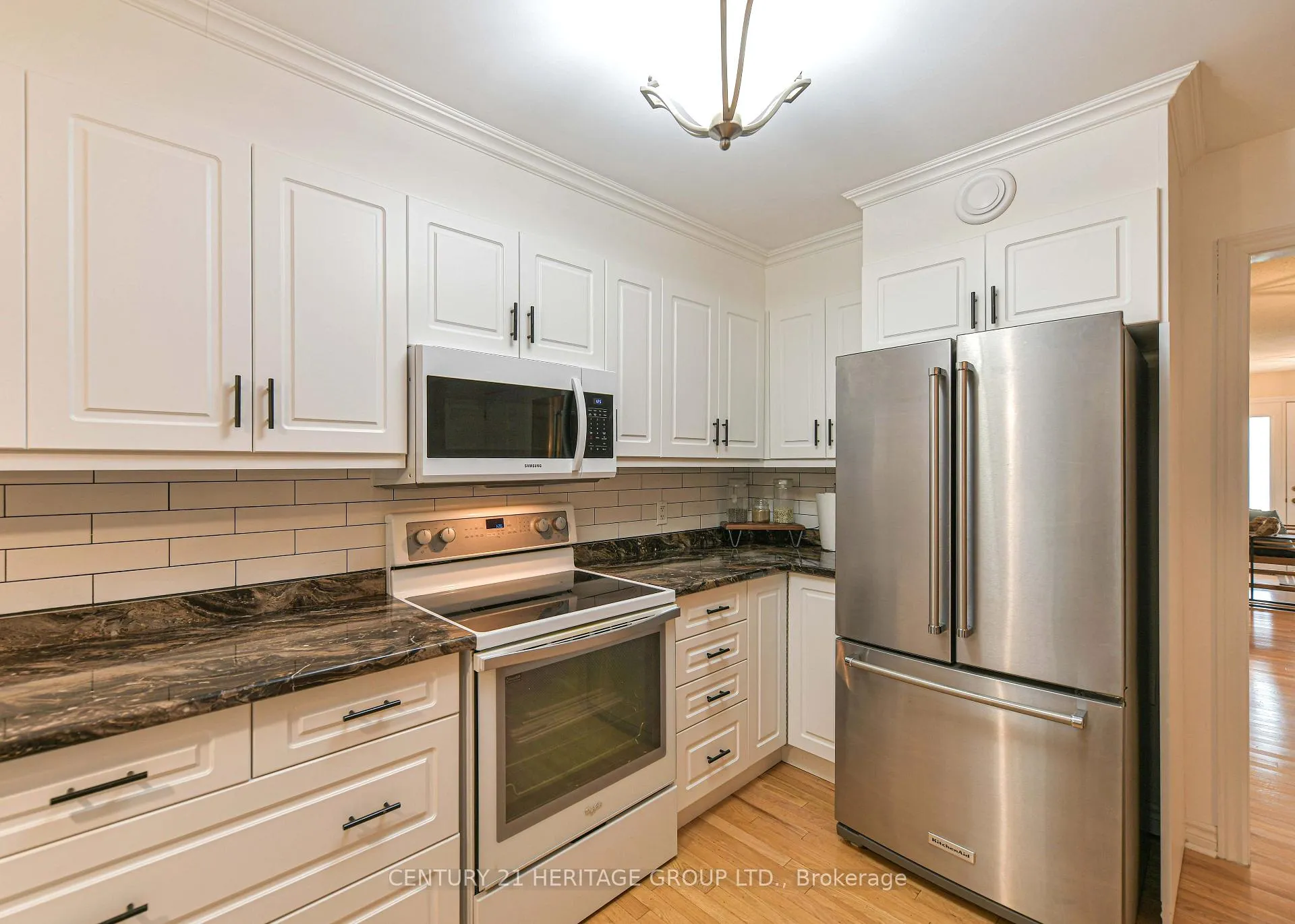 Photo 35 of 130 Hedgewood Lane, Gravenhurst, Muskoka (S) — HOMEH