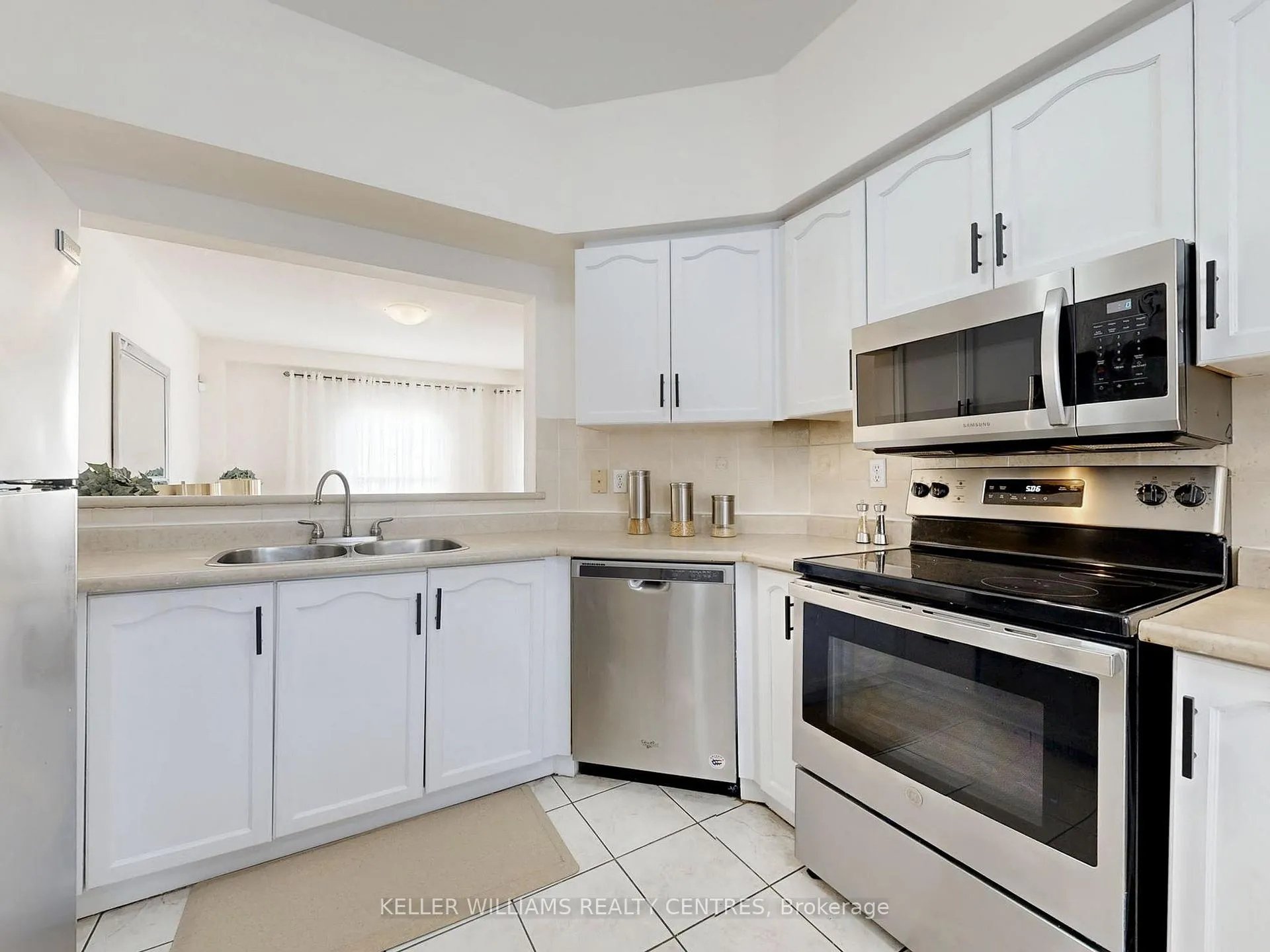 Photo 7 of 344 John West Way, Aurora, Bayview Wellington — HOMEH