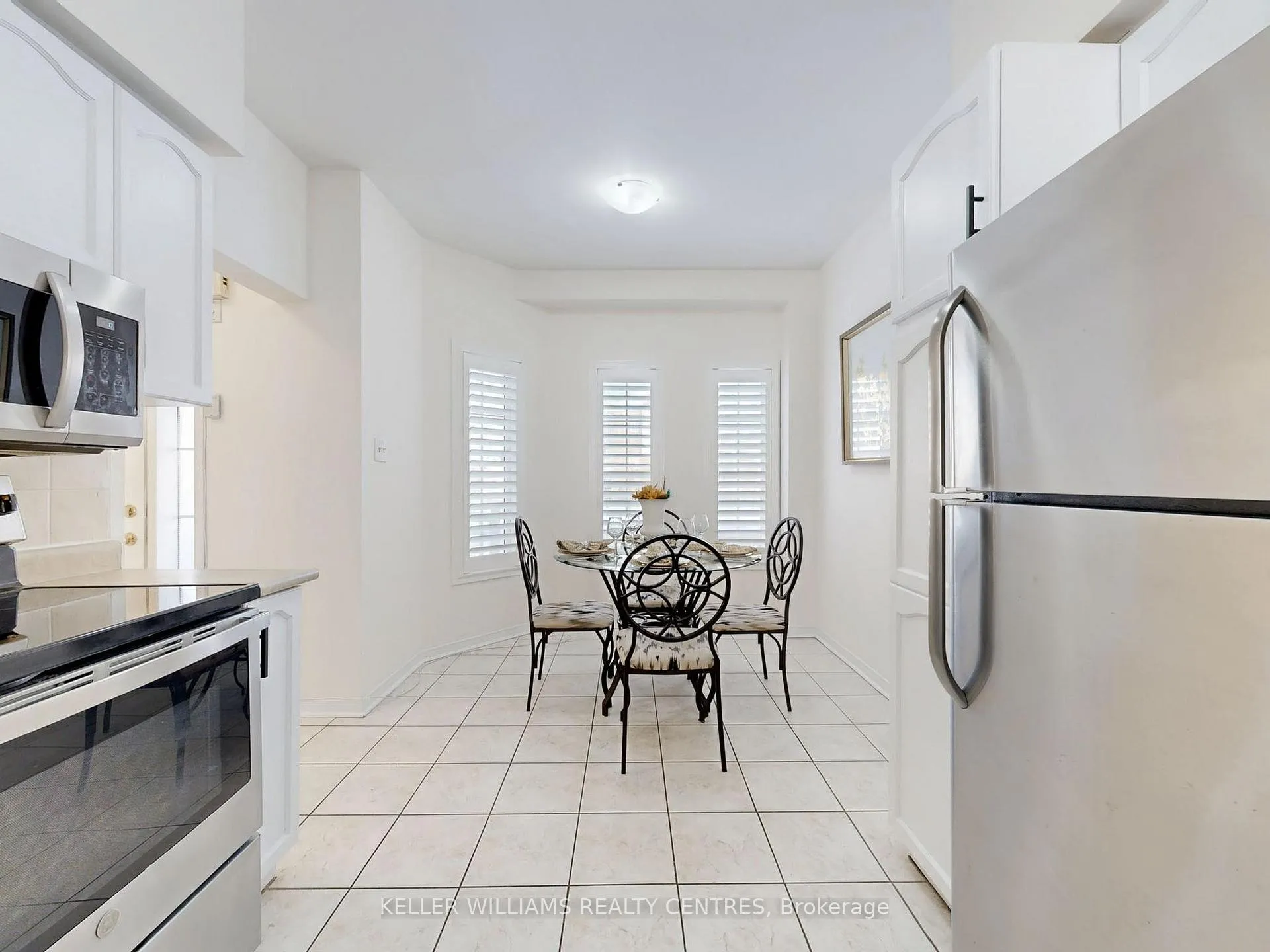 Photo 8 of 344 John West Way, Aurora, Bayview Wellington — HOMEH