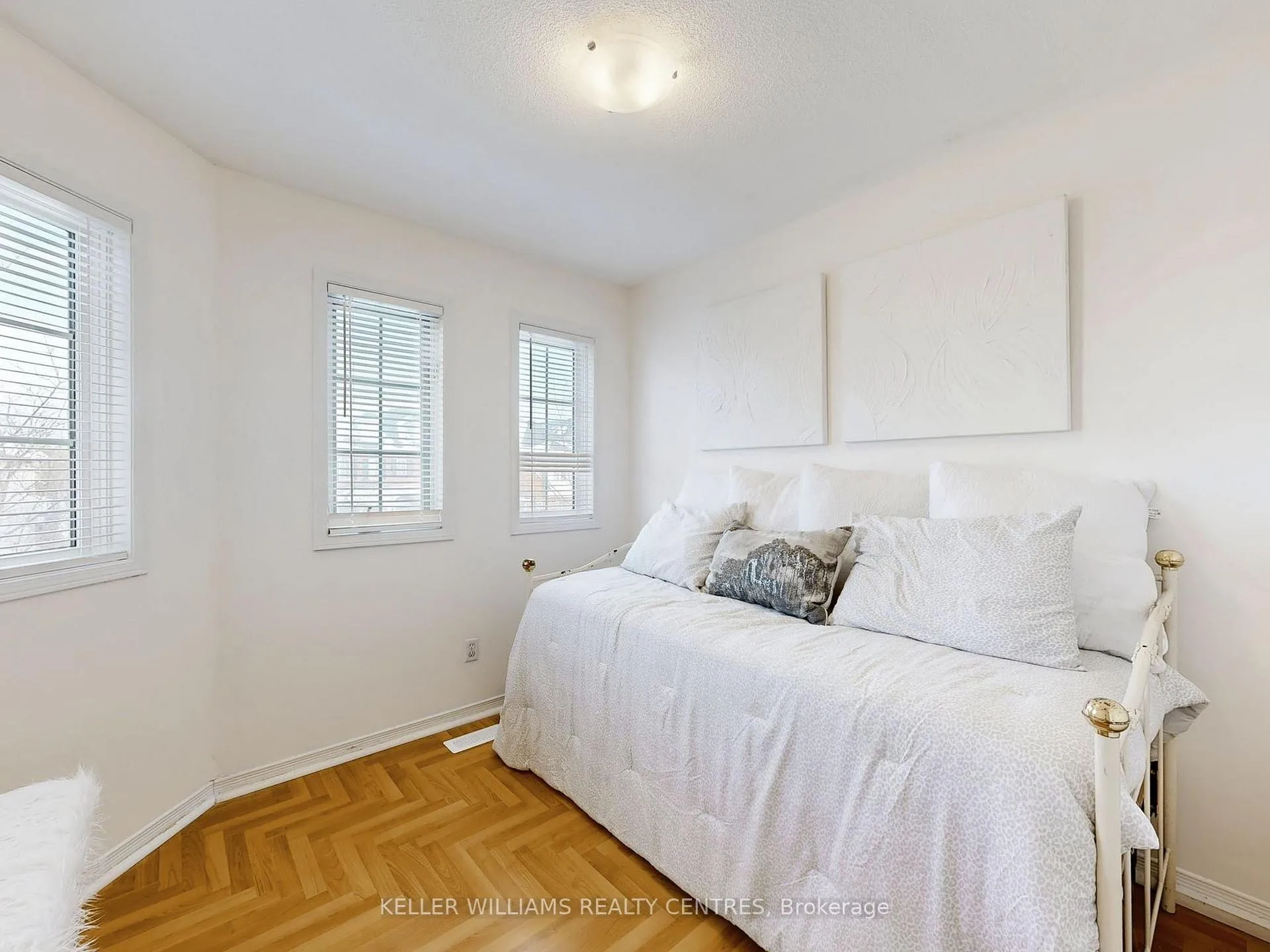 Photo 15 of 344 John West Way, Aurora, Bayview Wellington — HOMEH