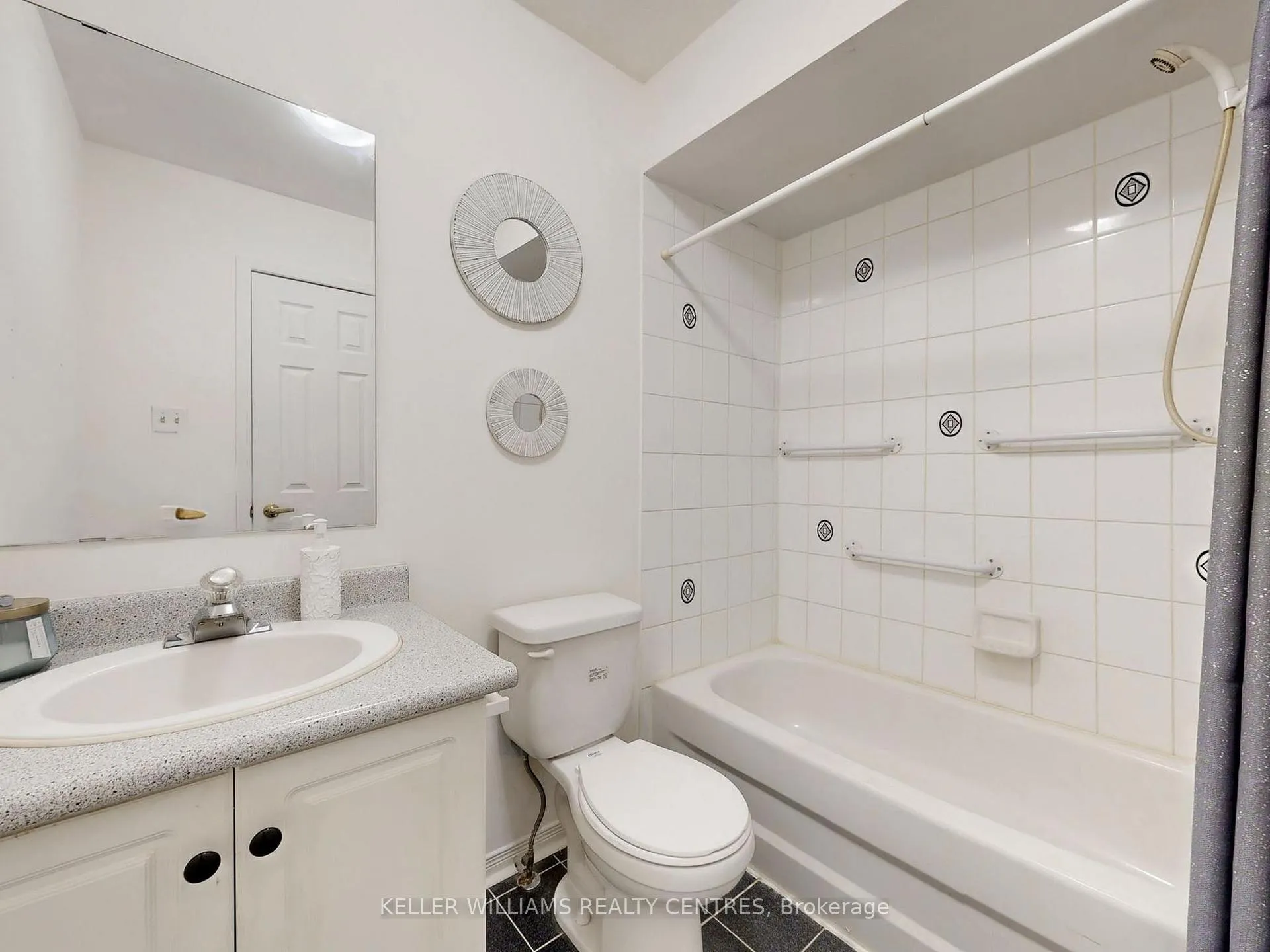 Photo 16 of 344 John West Way, Aurora, Bayview Wellington — HOMEH