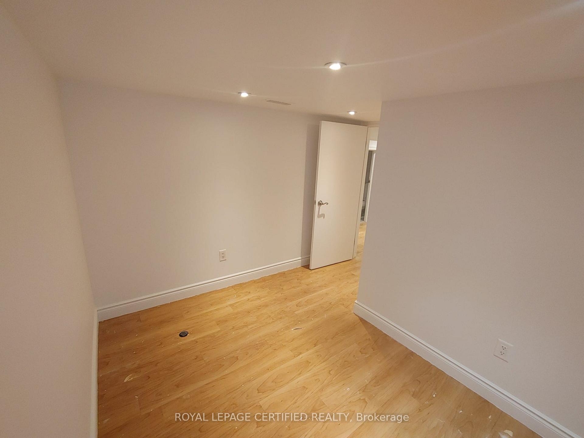 Photo 8 of Unit Basement, 17 Carrick Avenue, Hamilton, Stipley — HOMEH