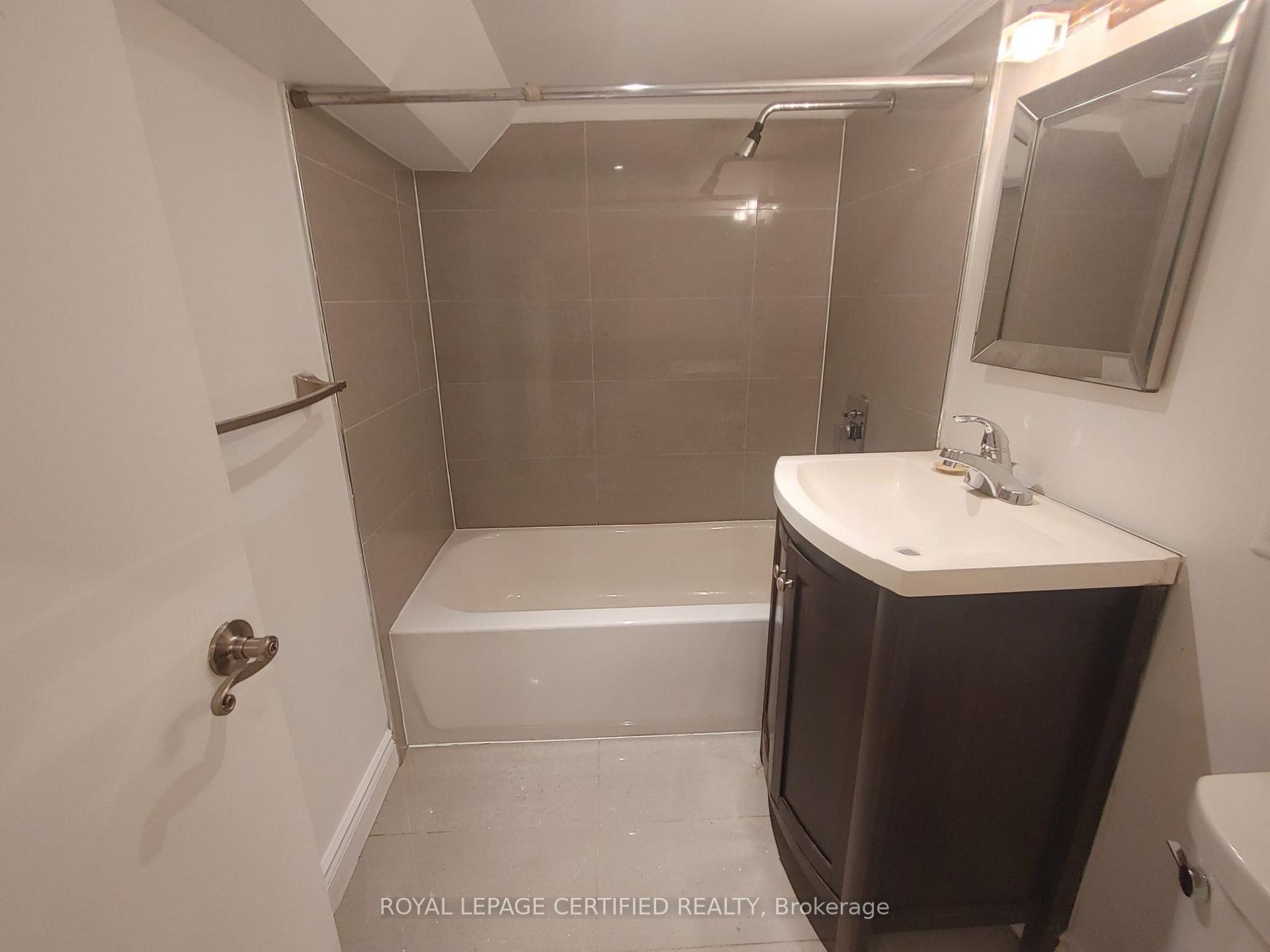 Photo 15 of Unit Basement, 17 Carrick Avenue, Hamilton, Stipley — HOMEH