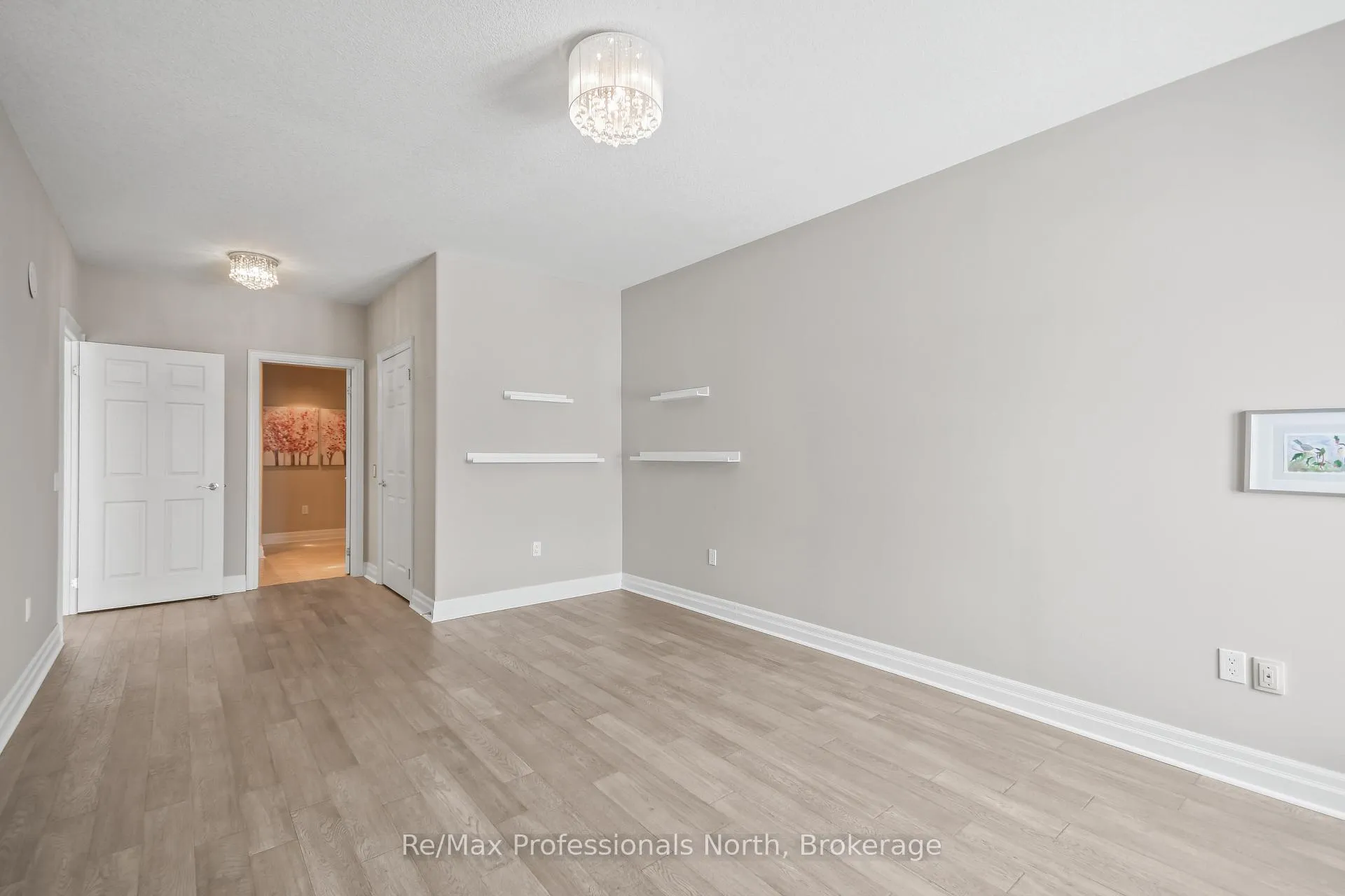 Photo 13 of Unit 403, 110 Steamship Bay Road, Gravenhurst, Muskoka (S) — HOMEH